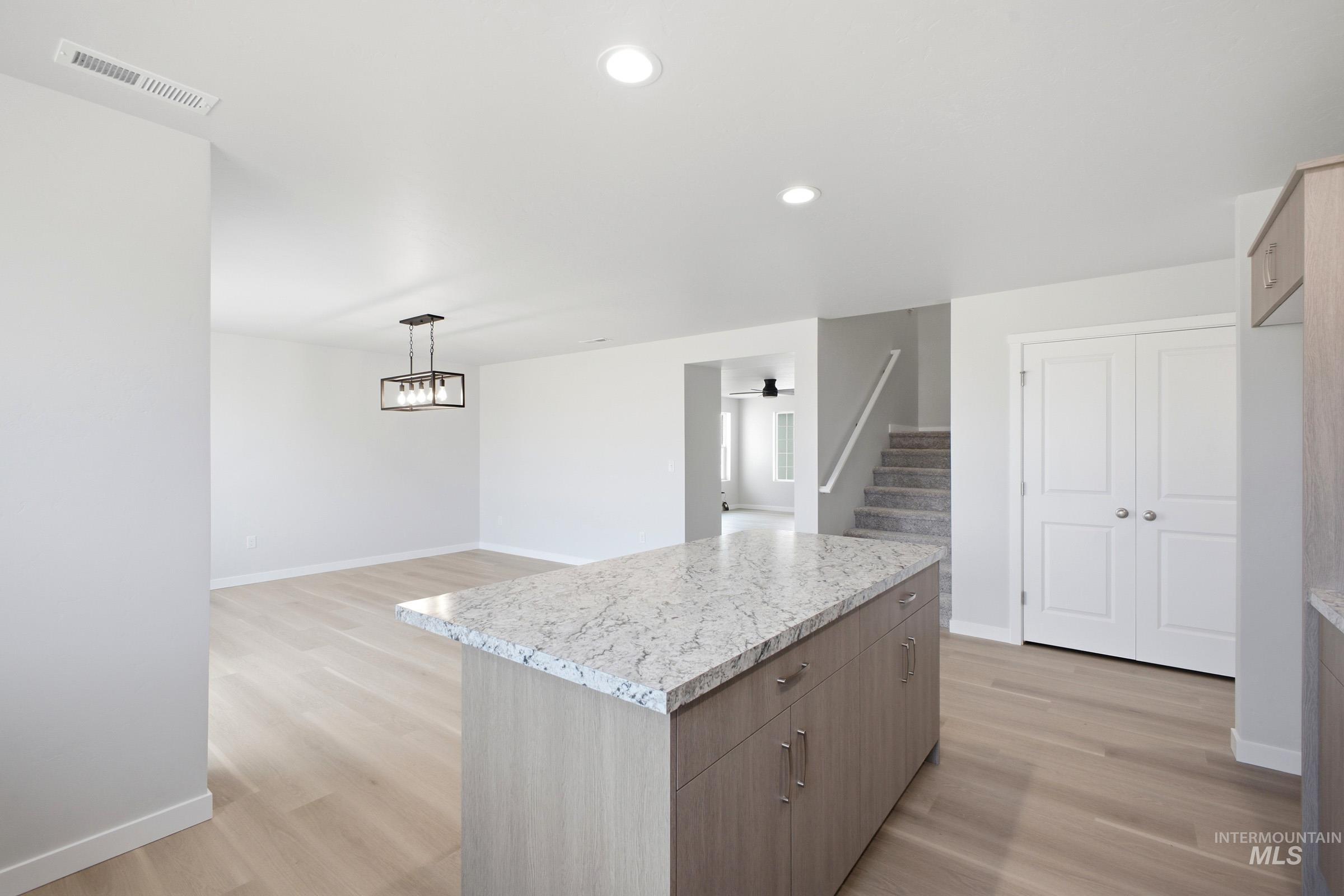 3078 W Animas Creek Dr Property Photo 6