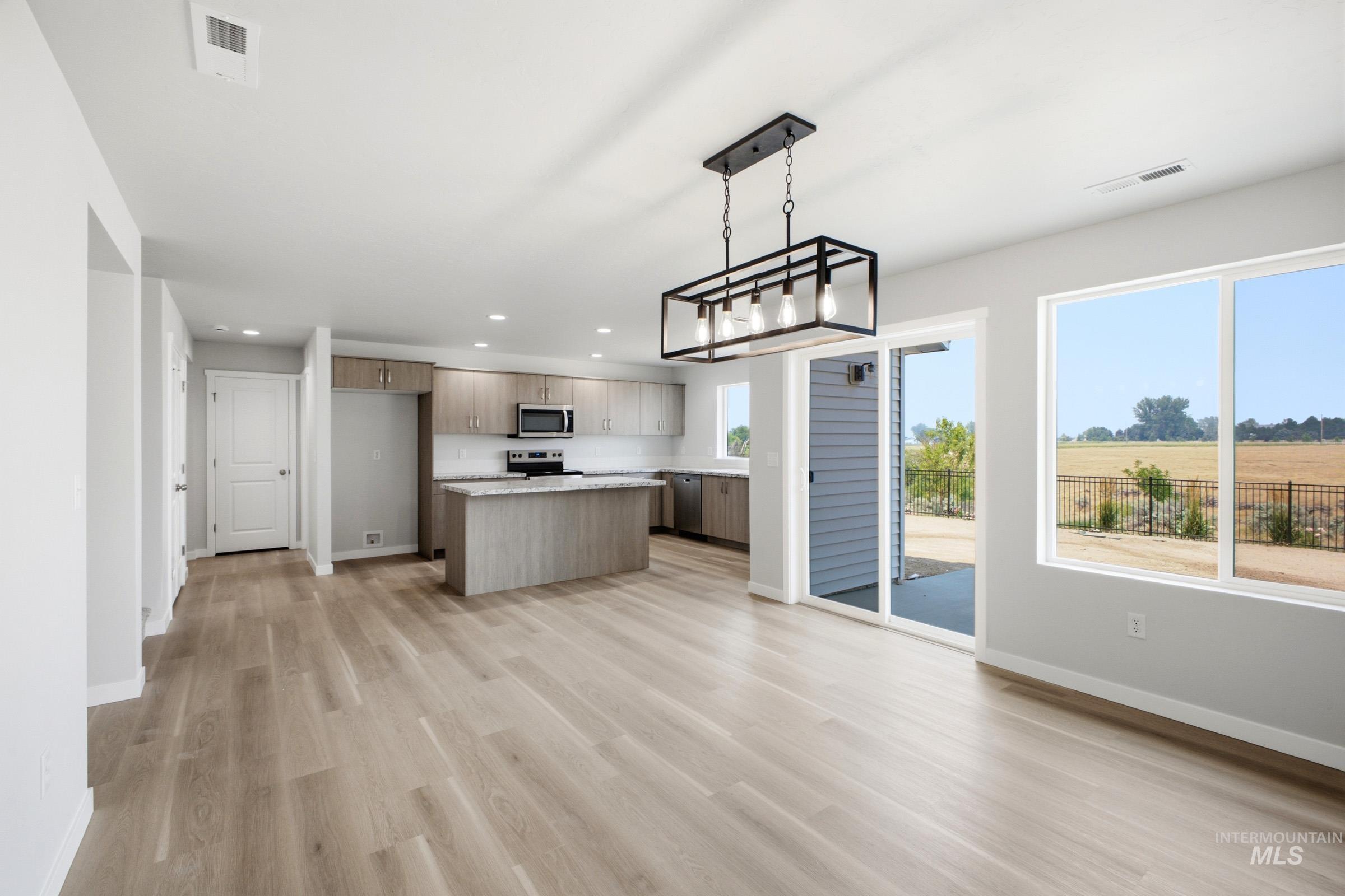 3078 W Animas Creek Dr Property Photo 8