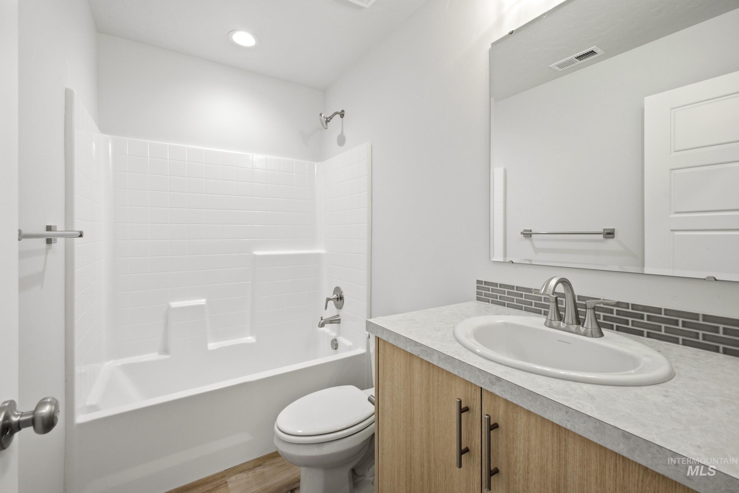 2407 W Red Jasper Dr Property Photo 14