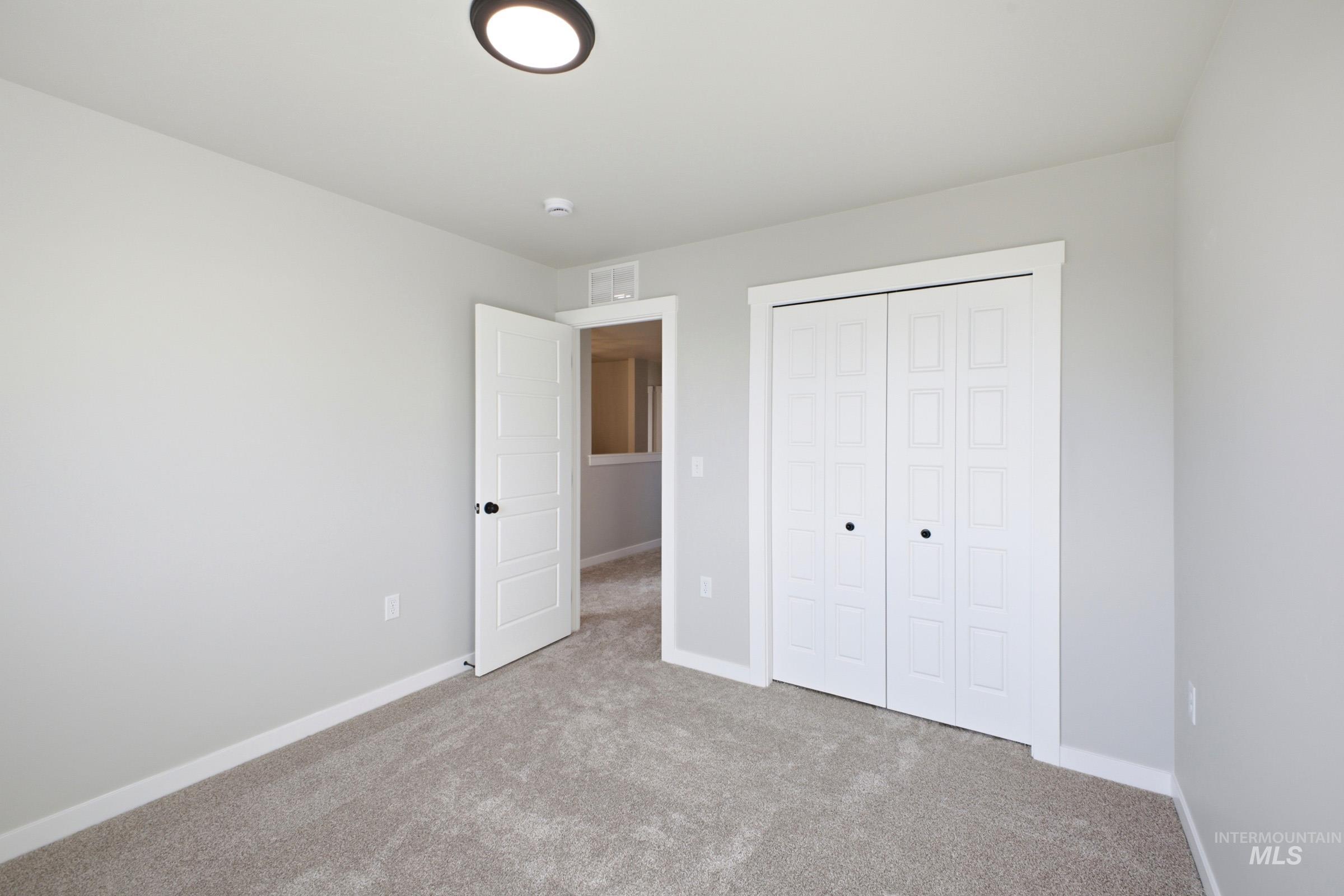 2529 W Tar Sands Dr Property Photo 19