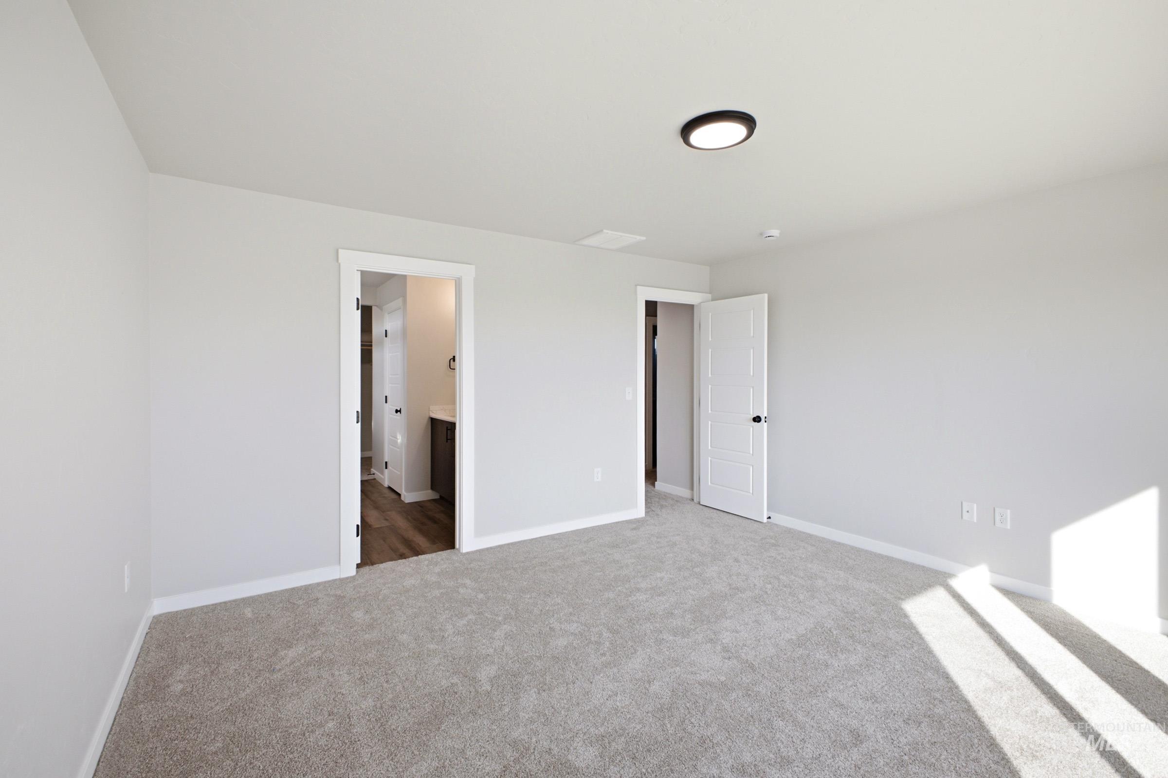 2529 W Tar Sands Dr Property Photo 25