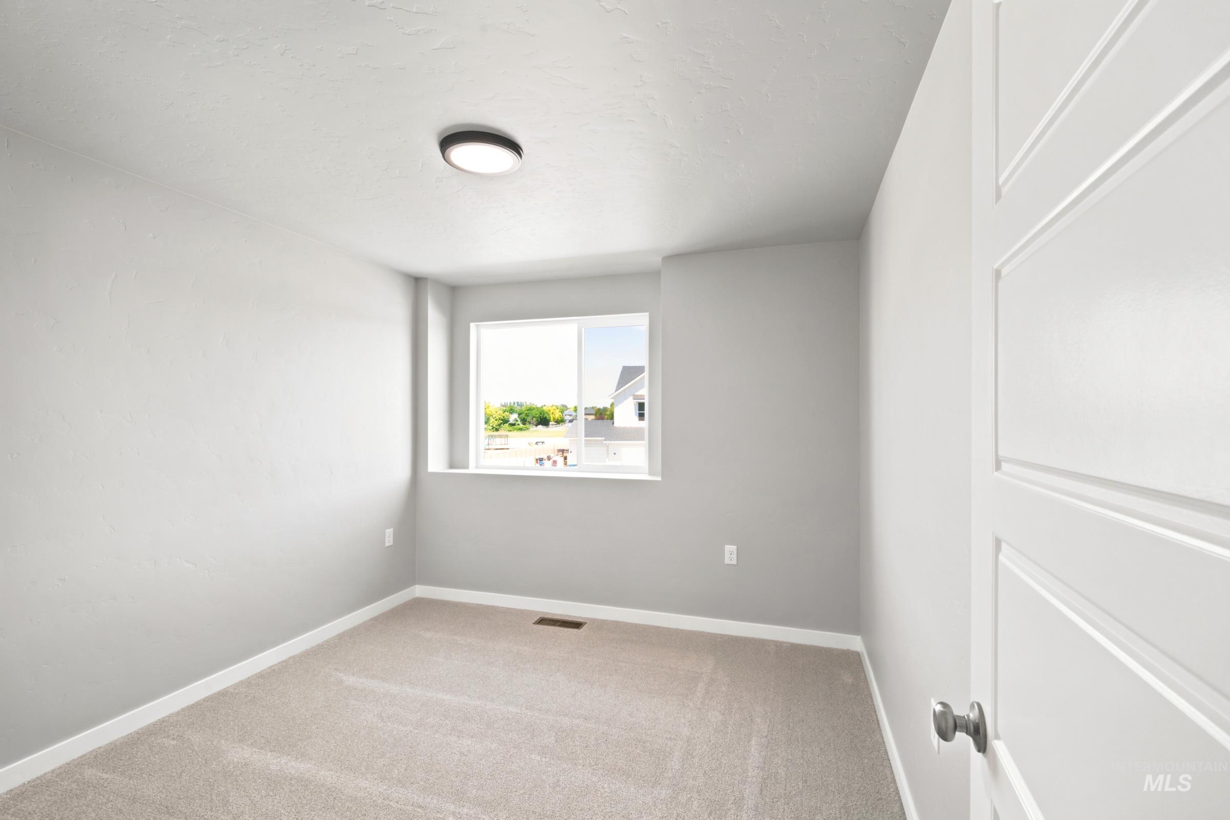 2529 W Tar Sands Dr Property Photo 27