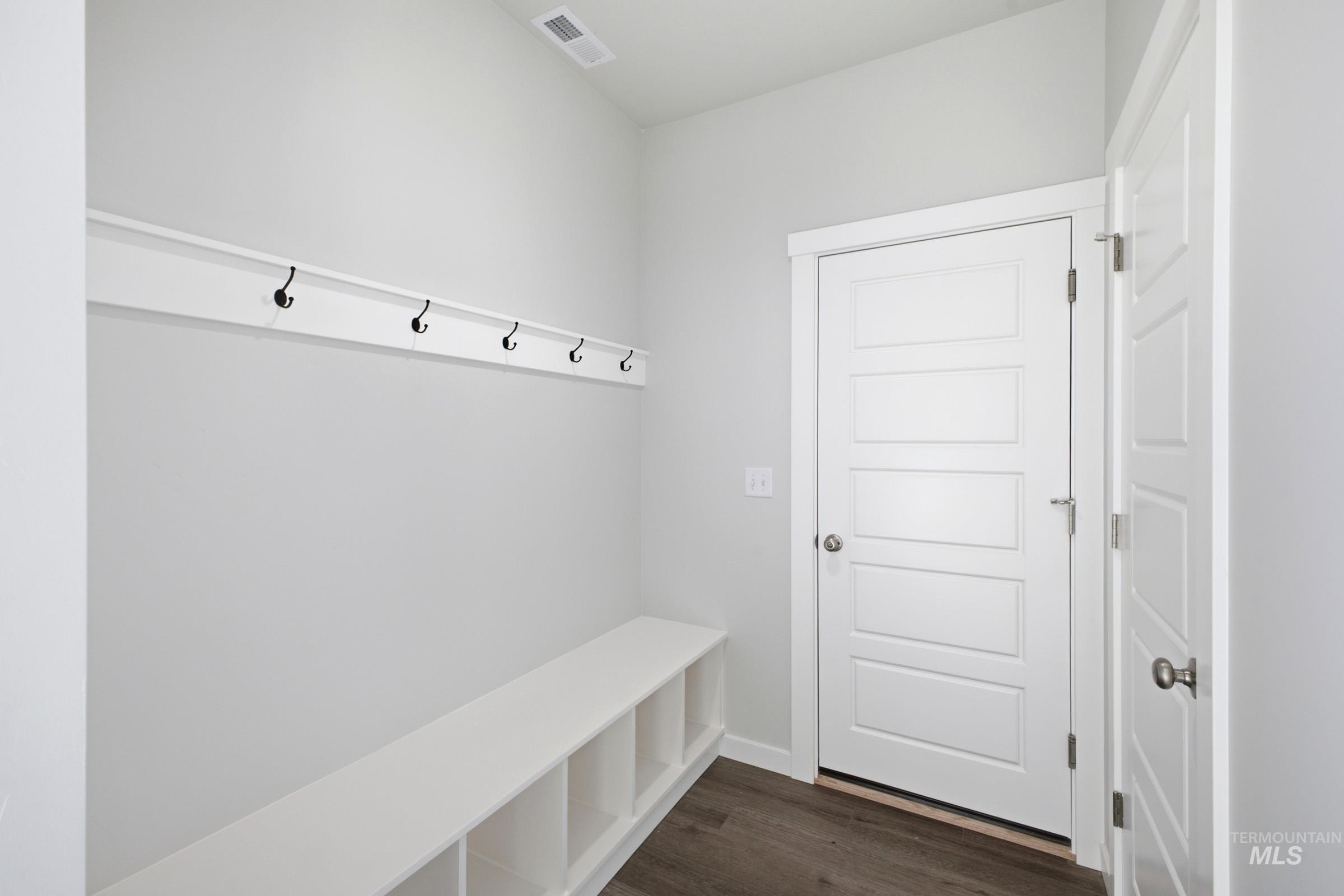 2474 W Kincaid St Property Photo 18