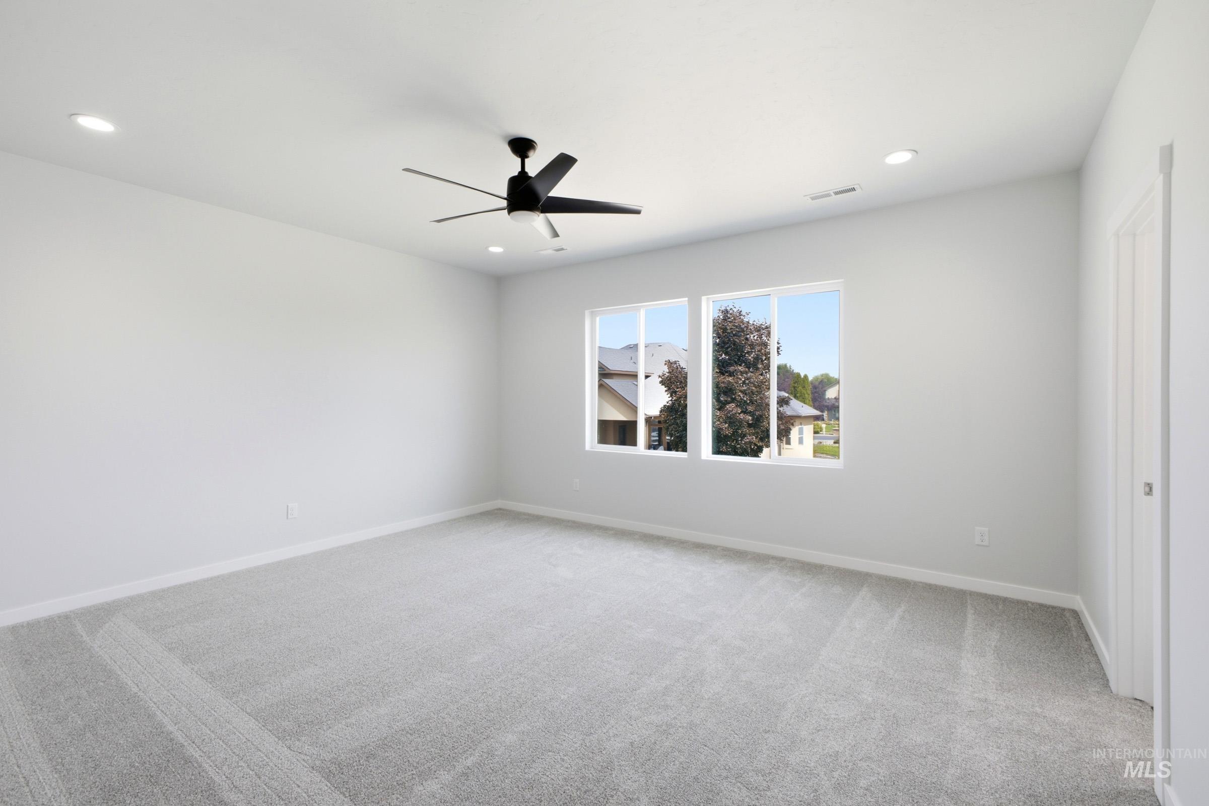 2474 W Kincaid St Property Photo 37