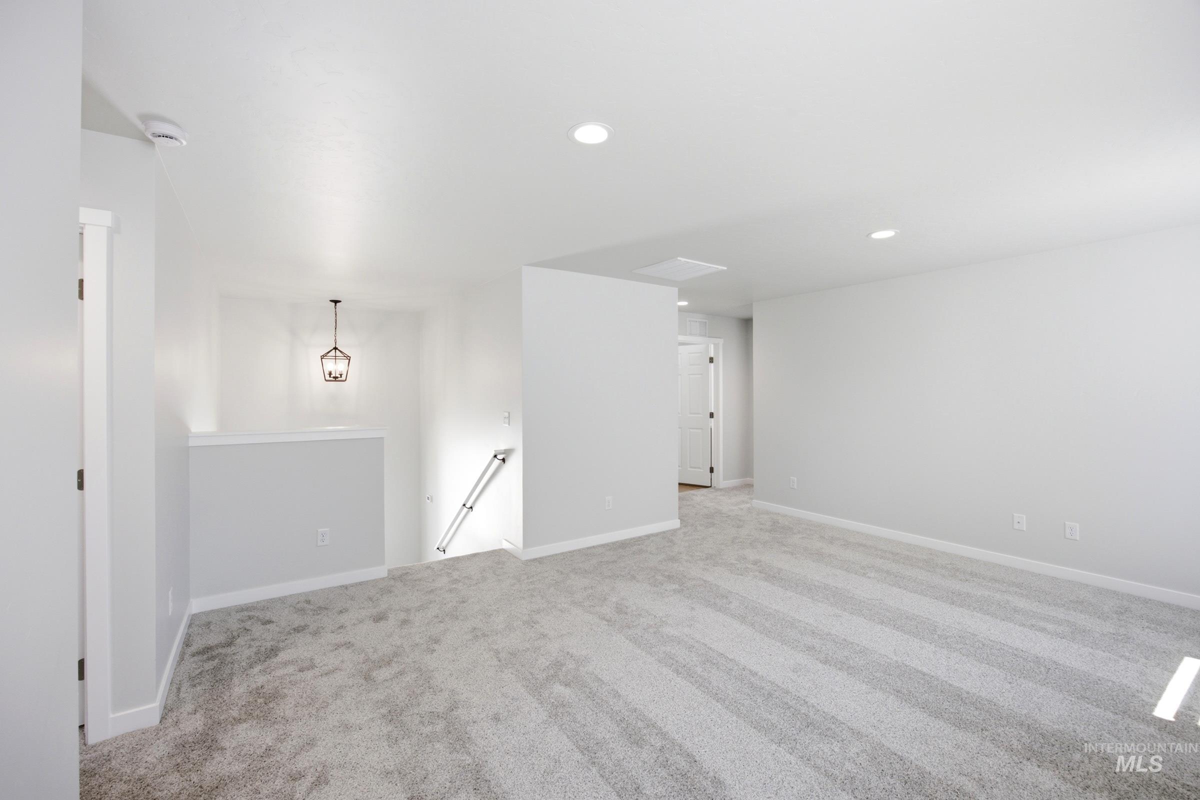 2391 W Fallon Lp Property Photo 13