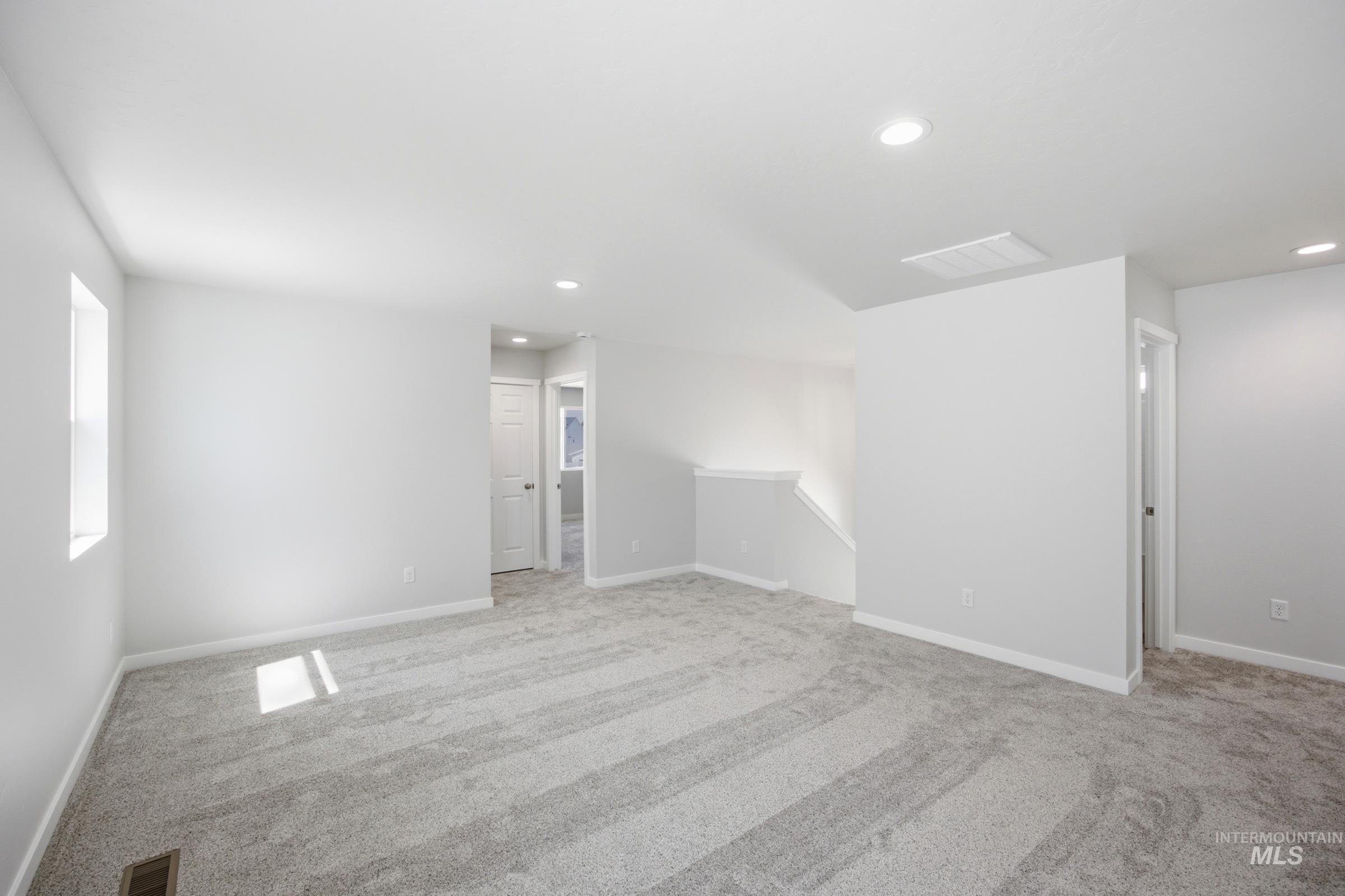 2391 W Fallon Lp Property Photo 14