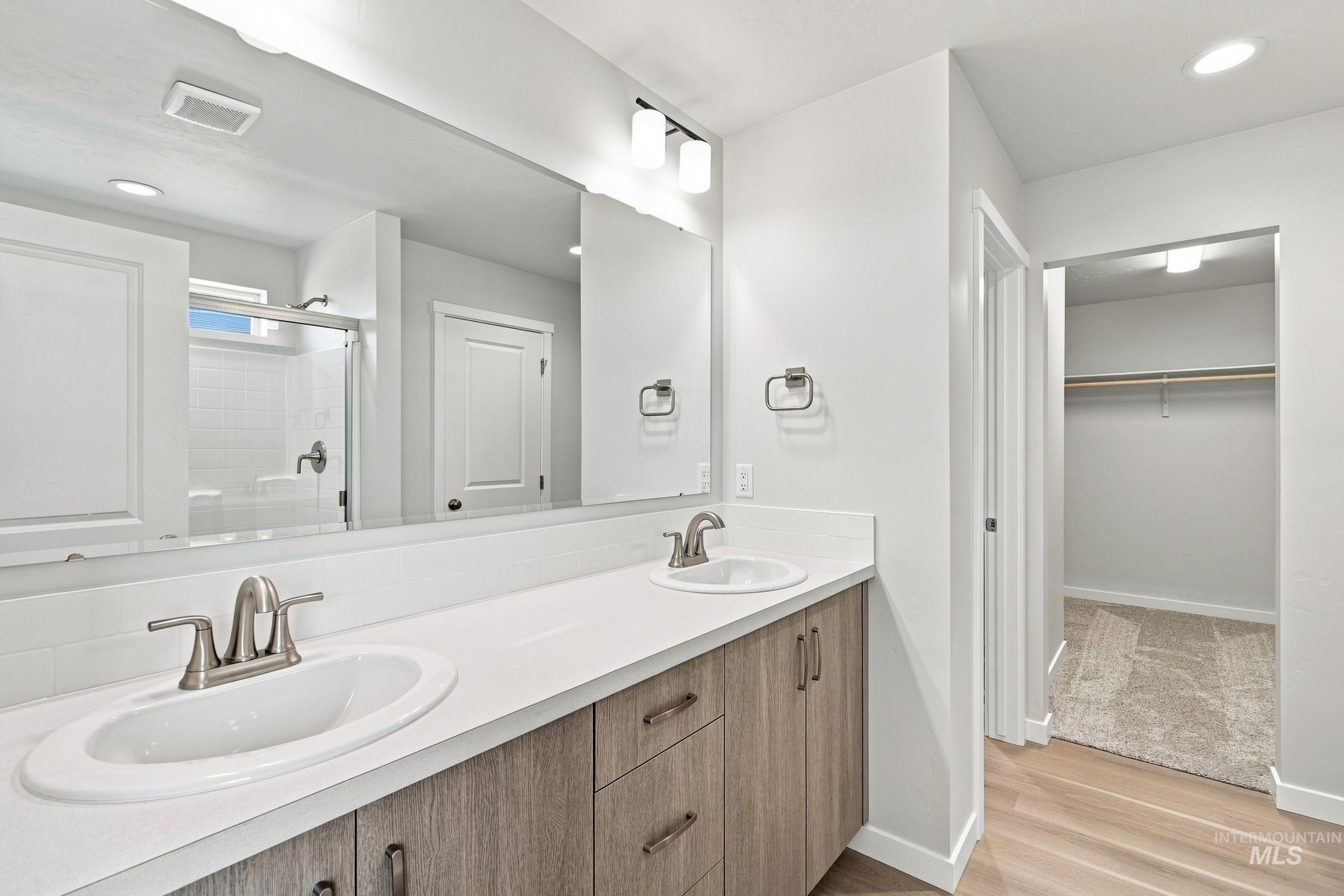 3795 E White Plains St Property Photo 14