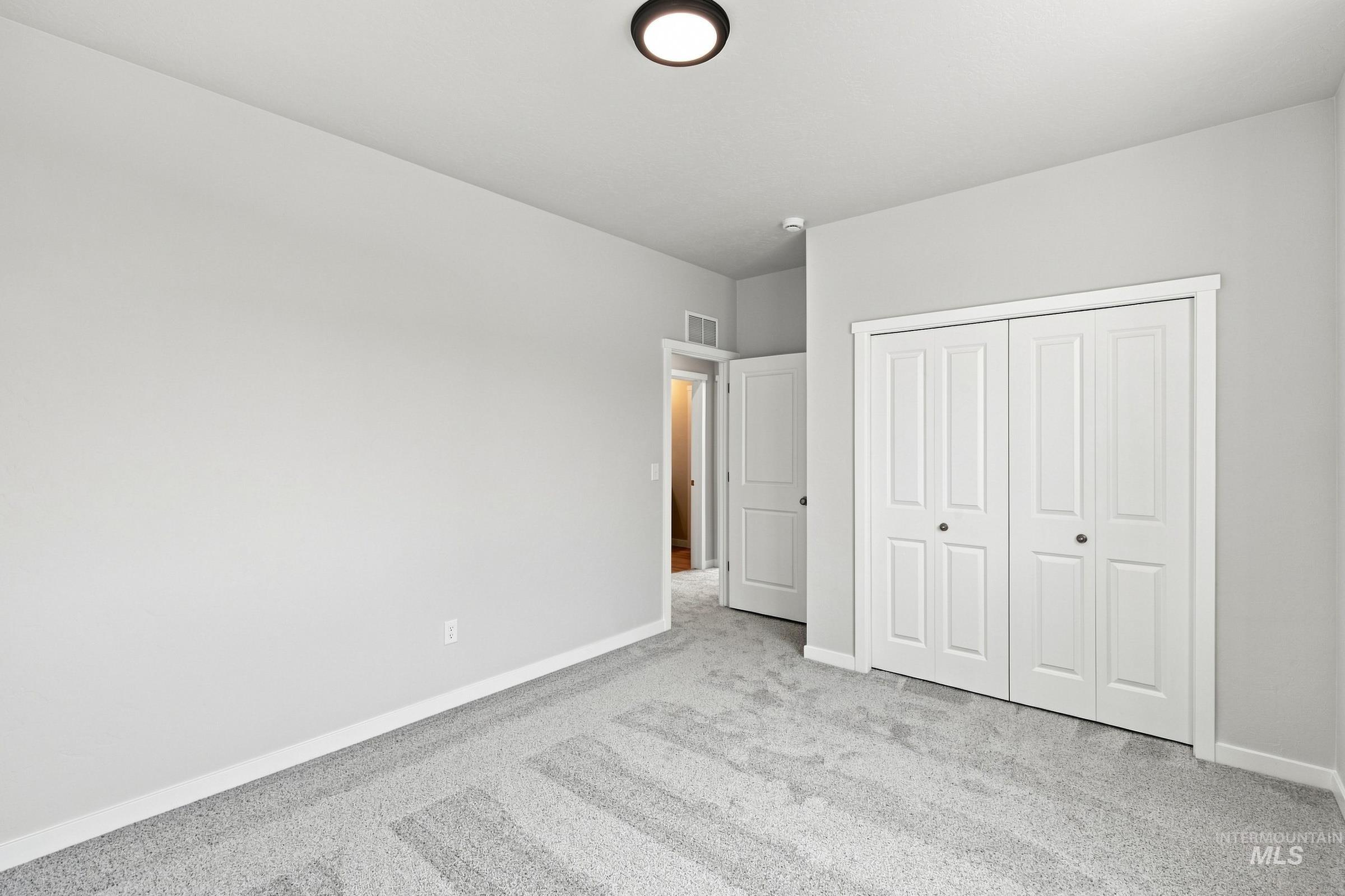 4559 S Amsterdam Ave Property Photo 28