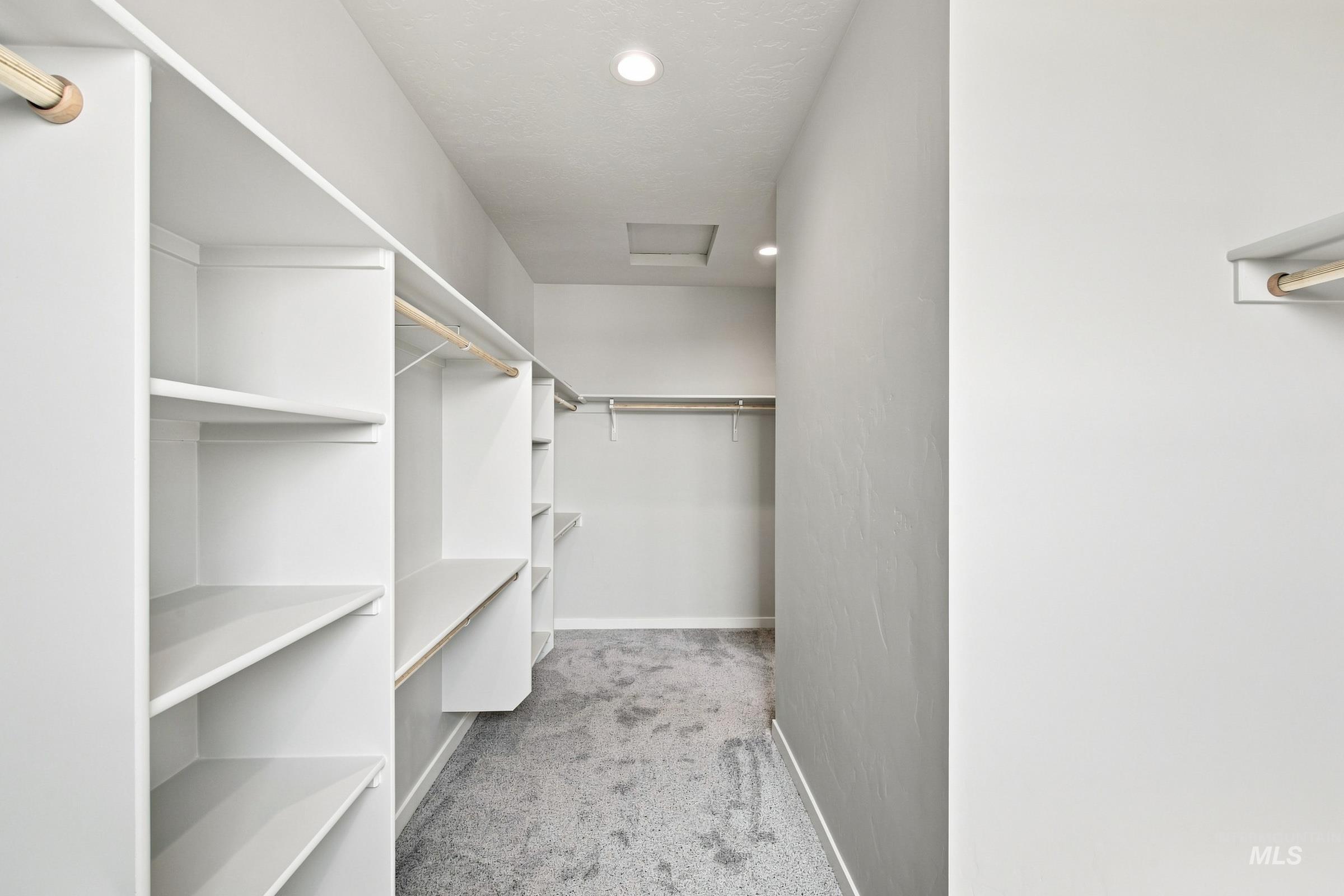 4559 S Amsterdam Ave Property Photo 36