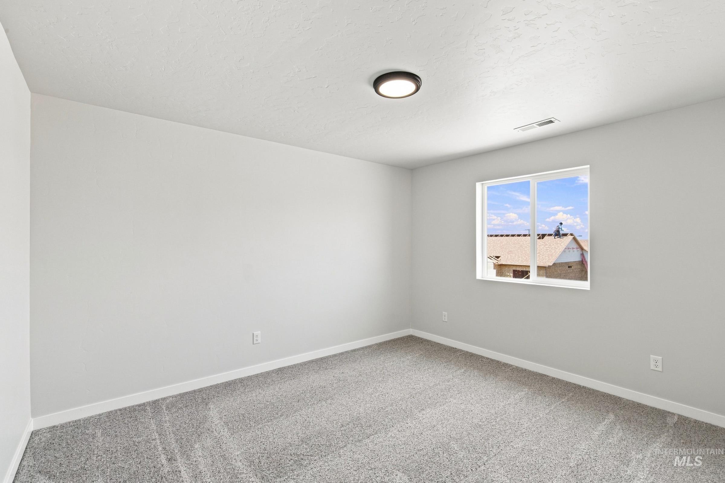 4577 S Amsterdam Ave Property Photo 27