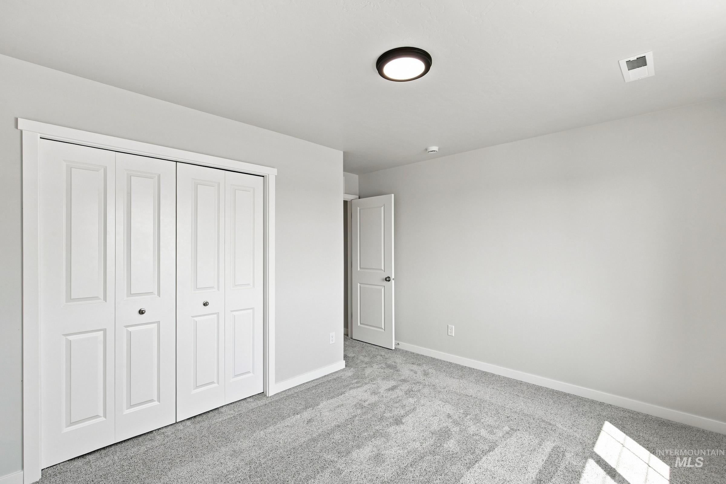 4577 S Amsterdam Ave Property Photo 30