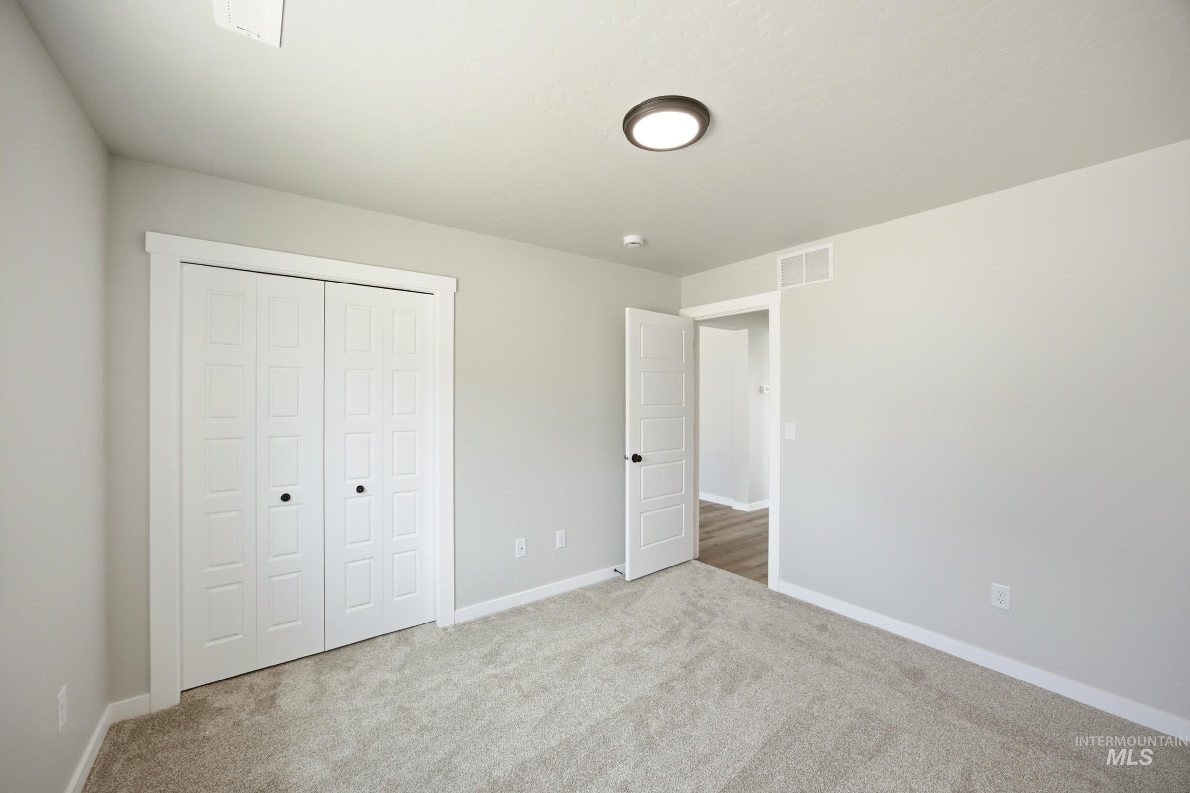 15337 Albatross Ave Property Photo 16