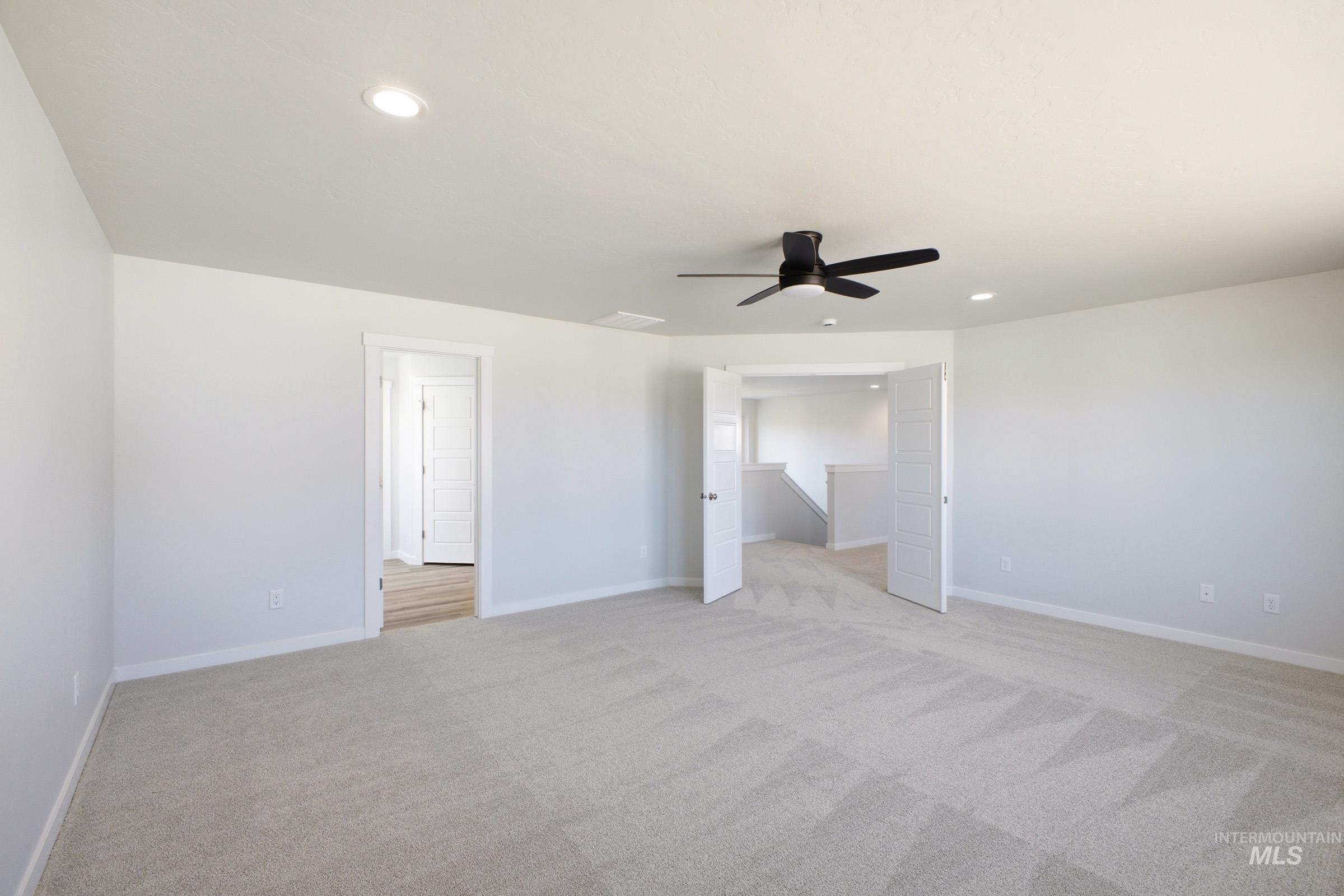15337 Albatross Ave Property Photo 27