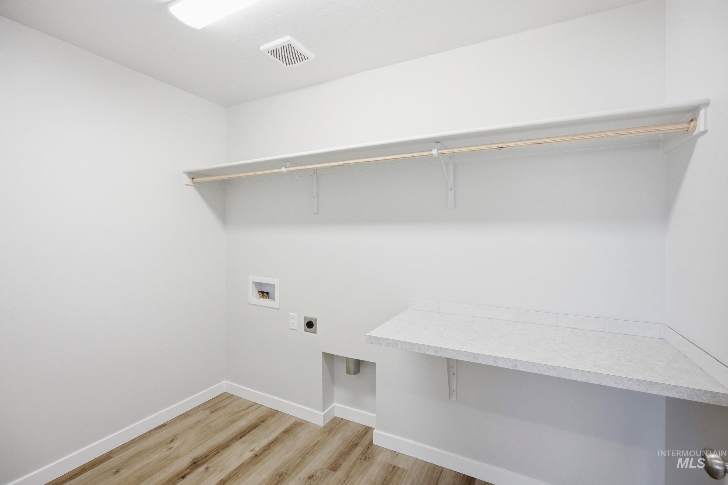 12877 Decatur St Property Photo 11