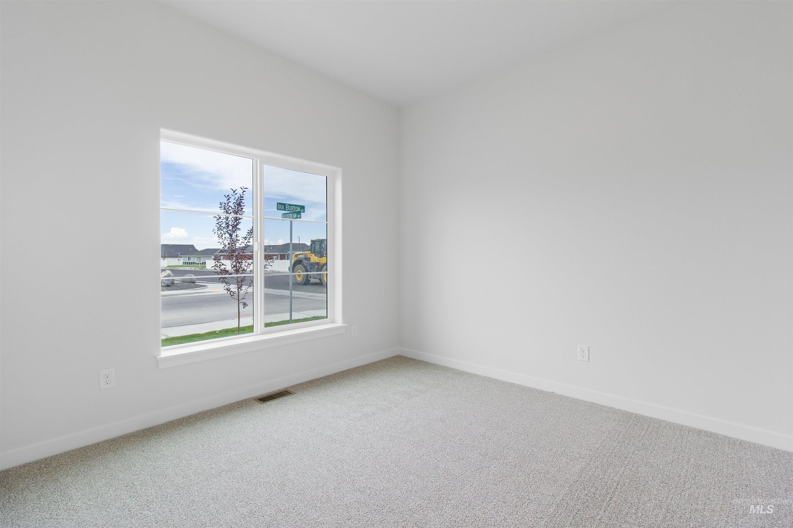 1109 Ira Burton Property Photo 33