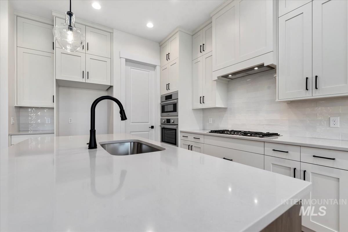 11170 S Corballis Ln Property Photo 14
