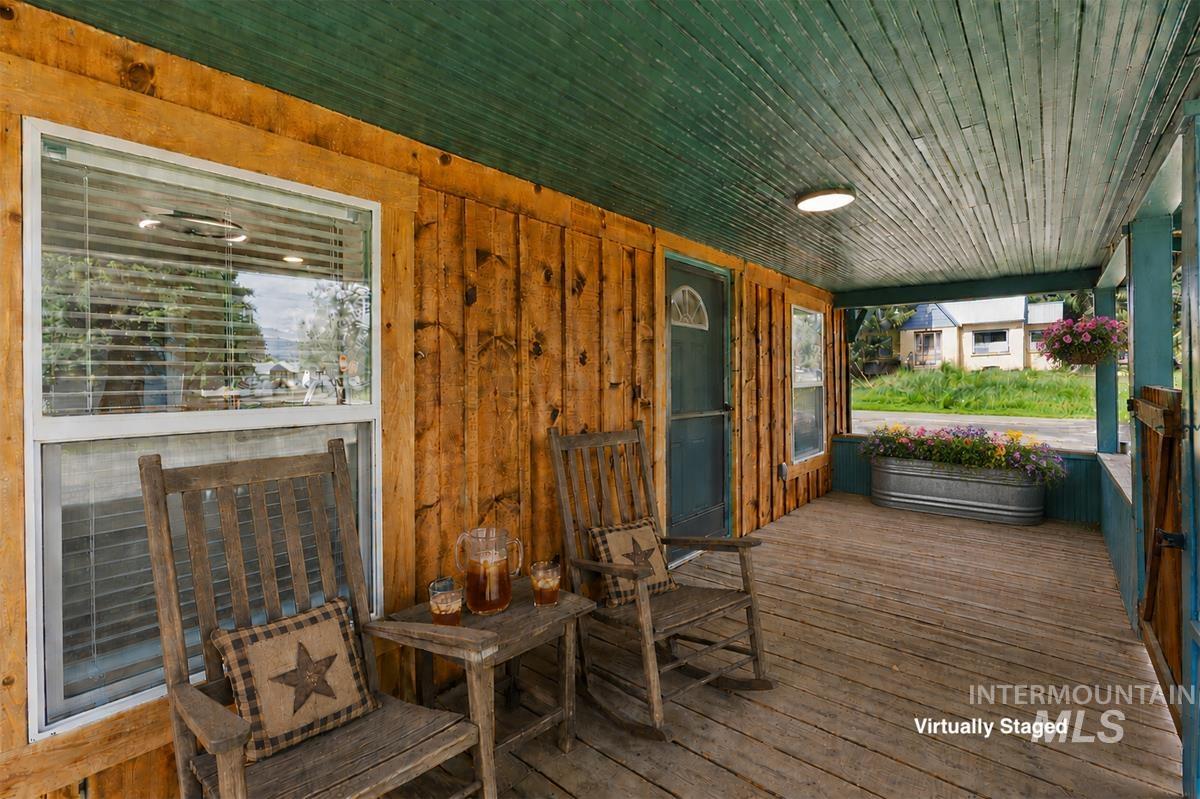 311 N School Street Property Photo 20