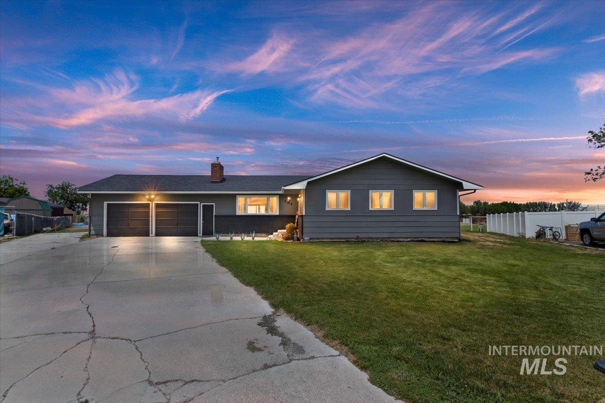 107 Rainbow Cir Property Photo 1
