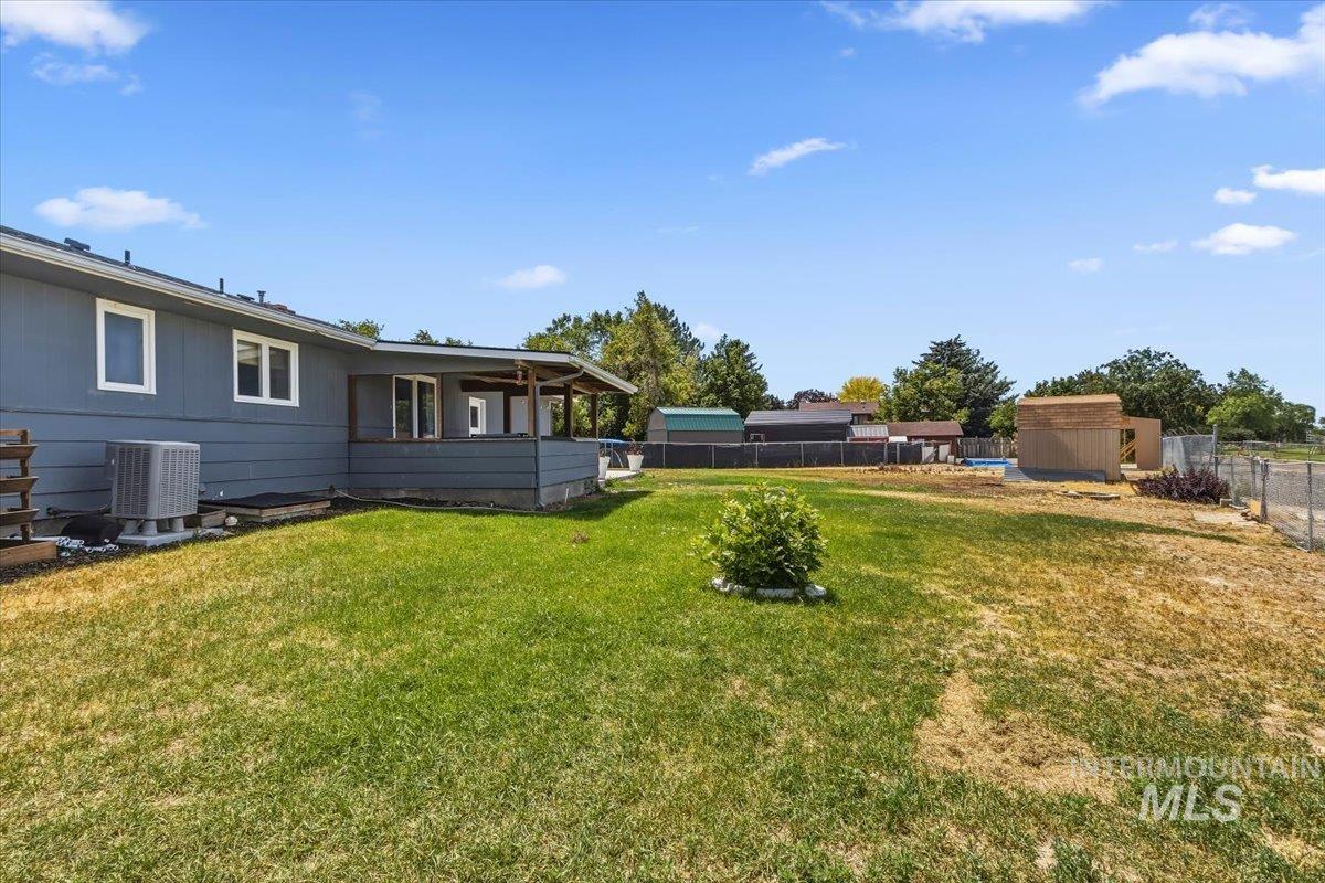 107 Rainbow Cir Property Photo 26