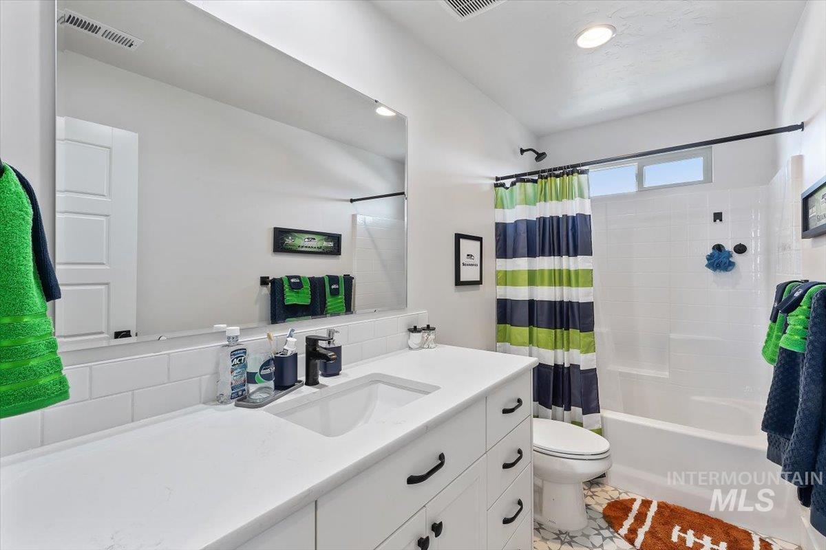 17684 N Pass City Place Property Photo 24