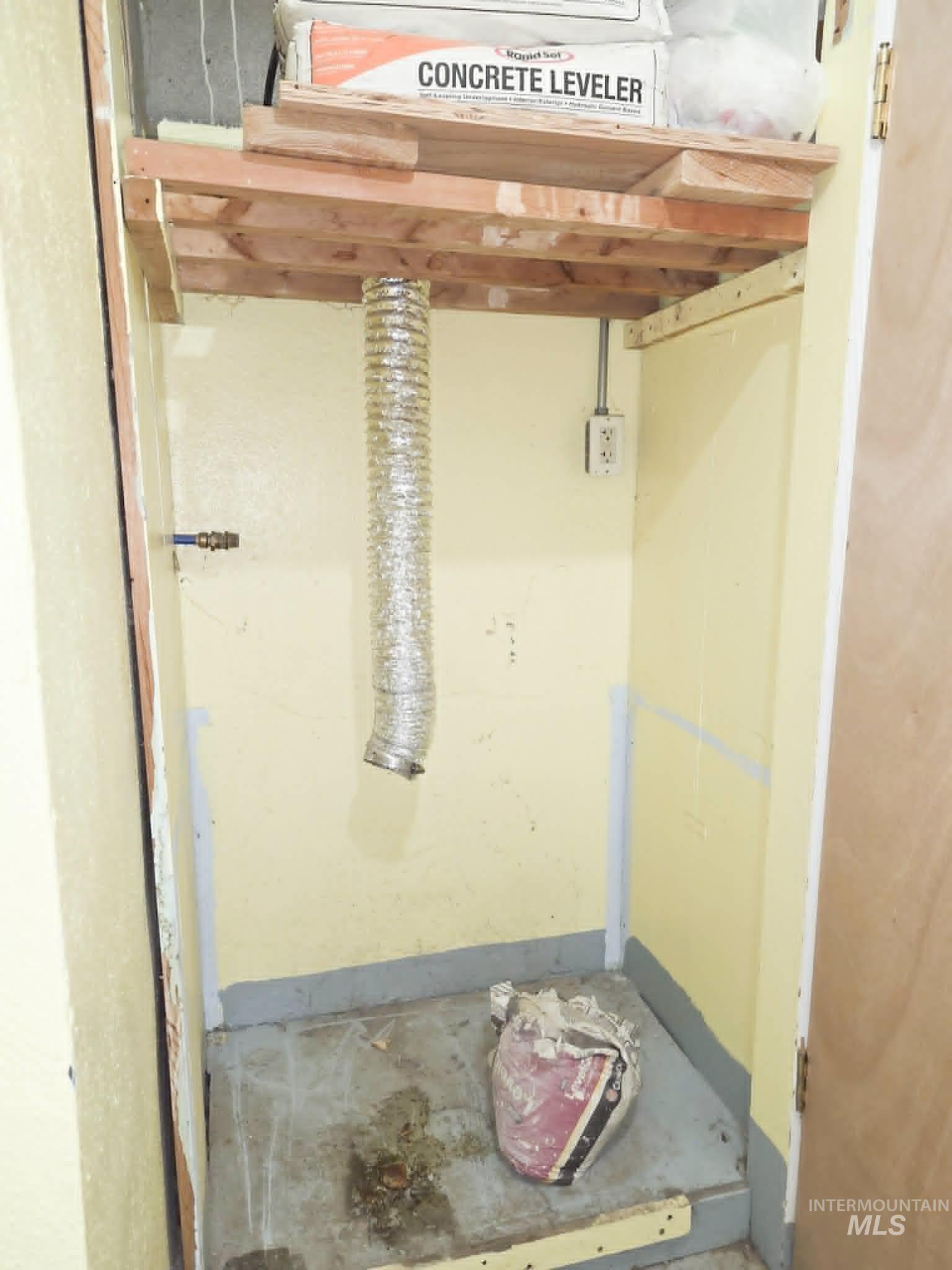 447 College Avenue Property Photo 13