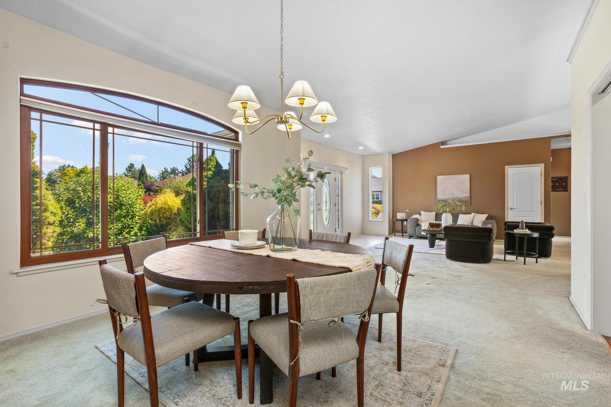 15181 Drury Lane Property Photo 12
