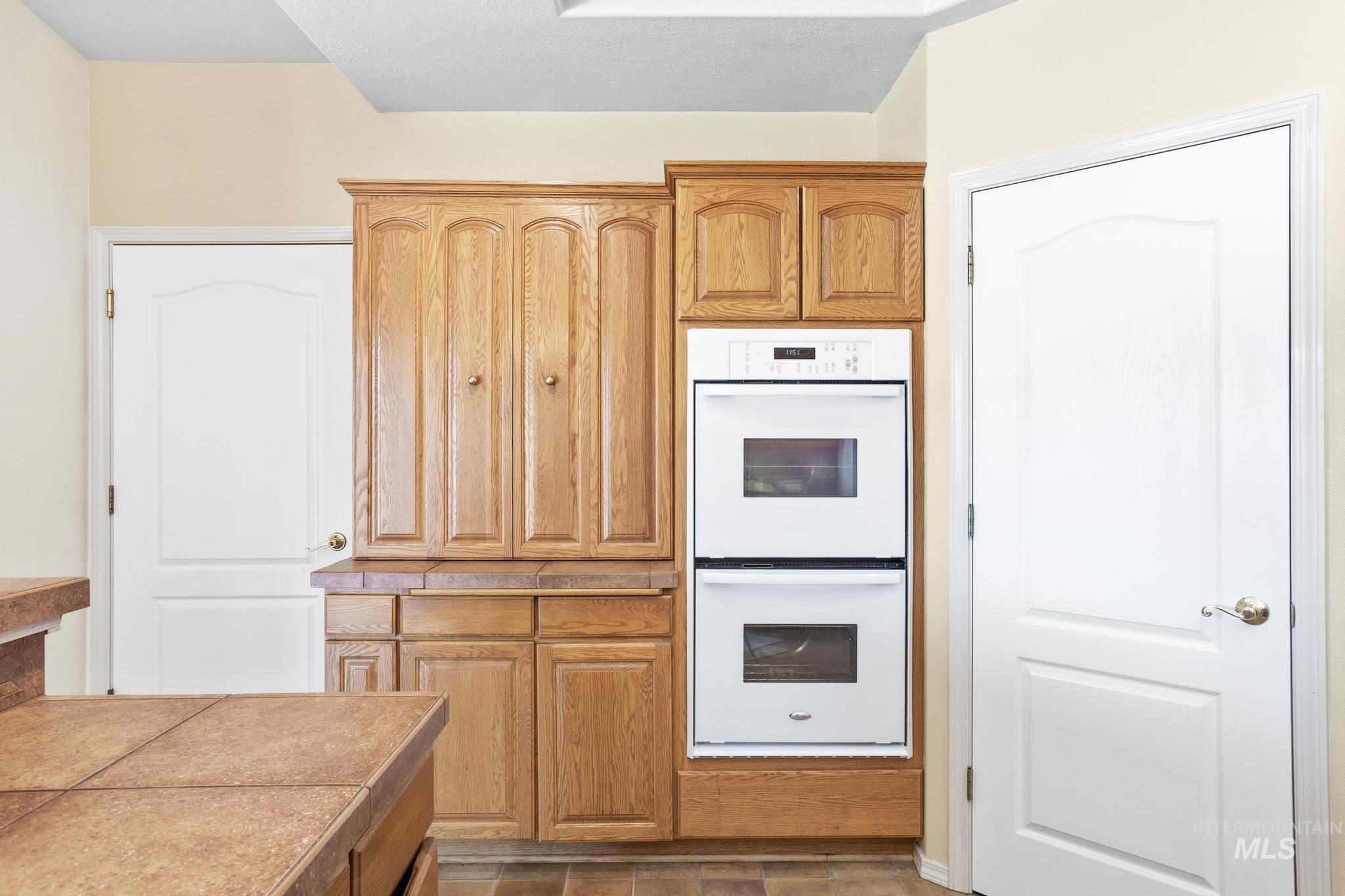 15181 Drury Lane Property Photo 20