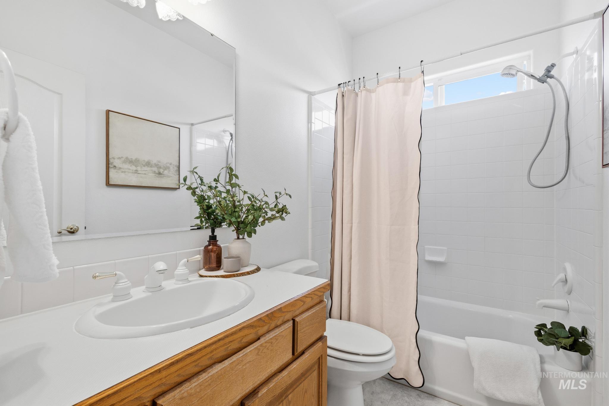 15181 Drury Lane Property Photo 28