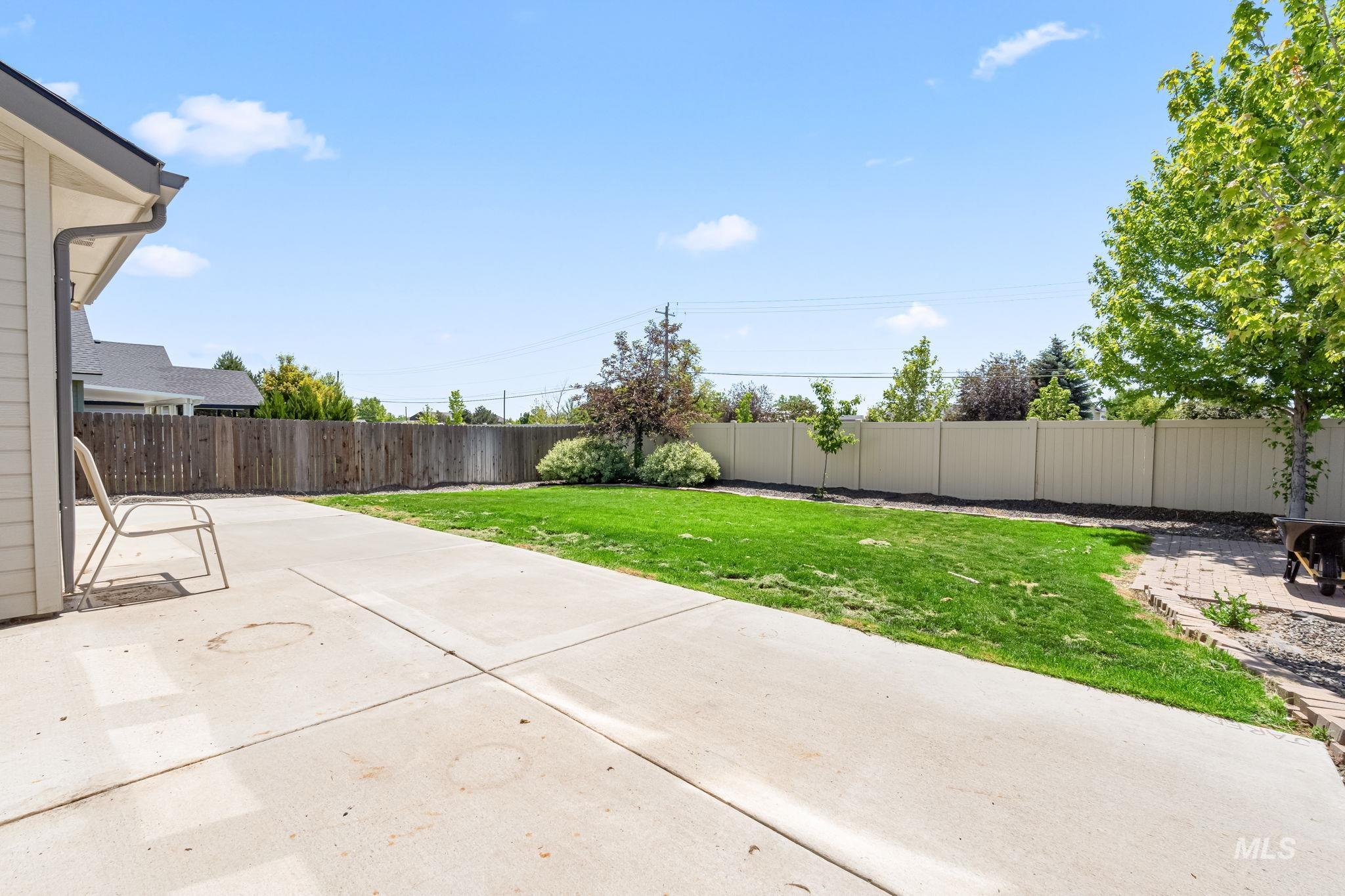 1807 W Lava Ave. Property Photo 33