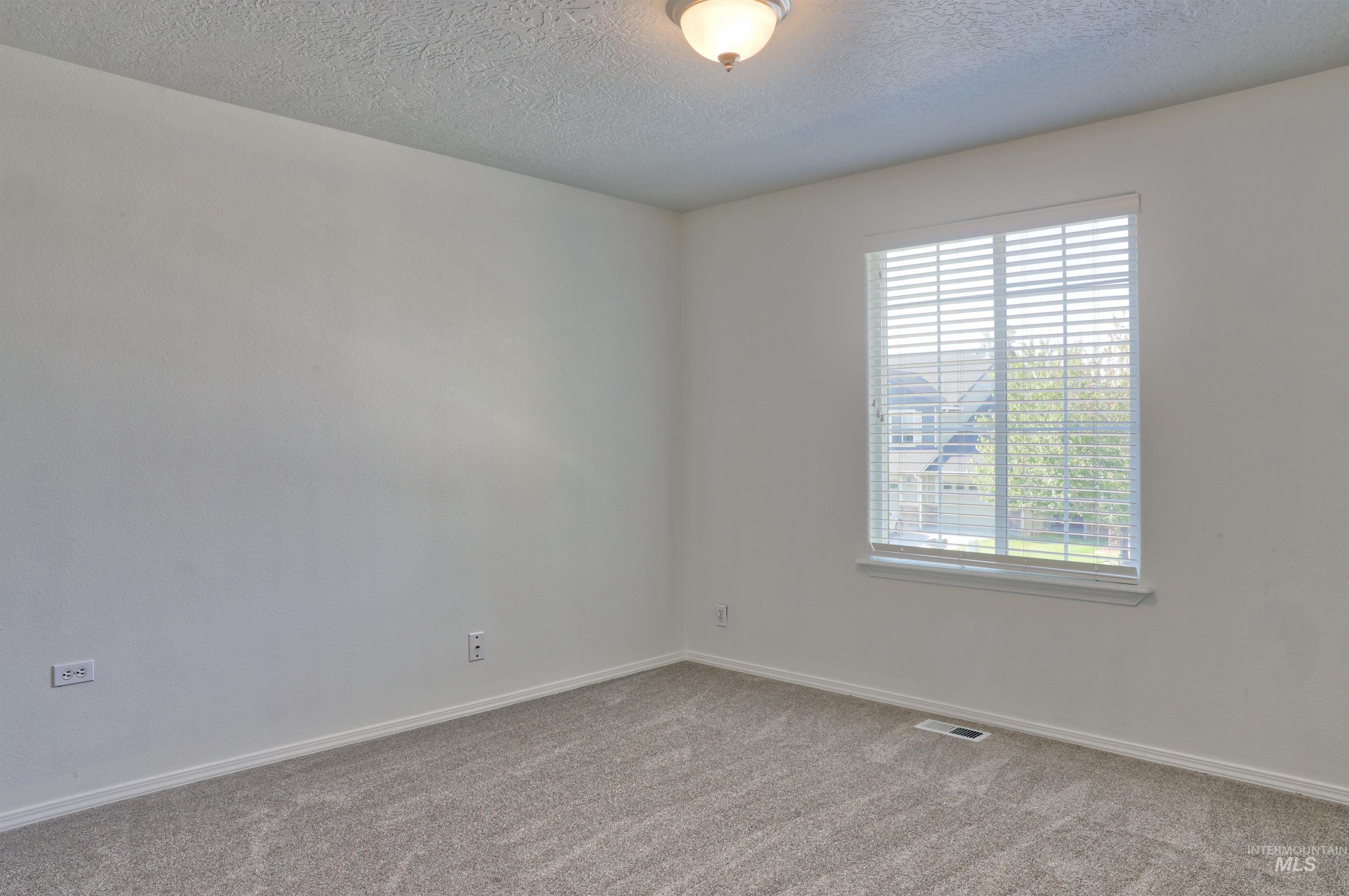 2856 W Lost Rapids Dr Property Photo 14