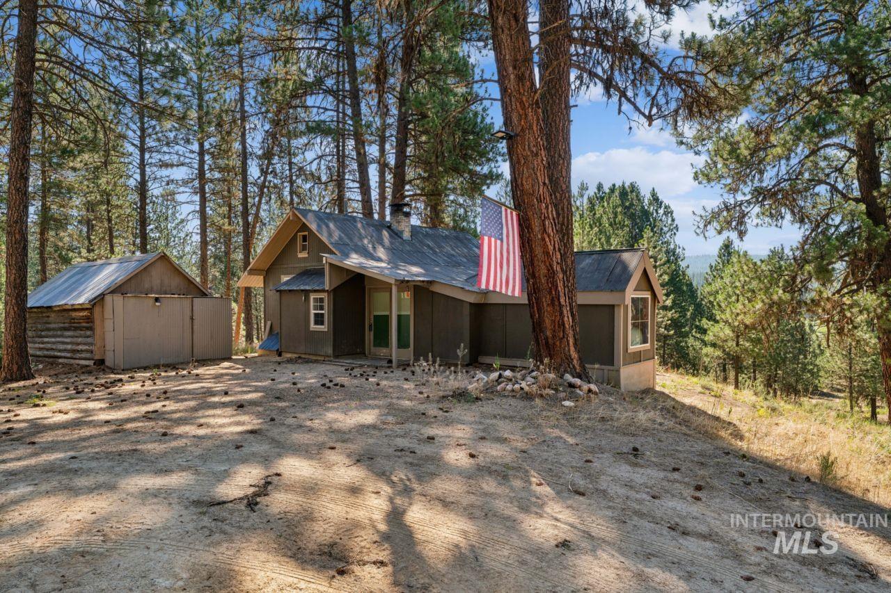 100 Grimes Pass Rd Property Photo 3
