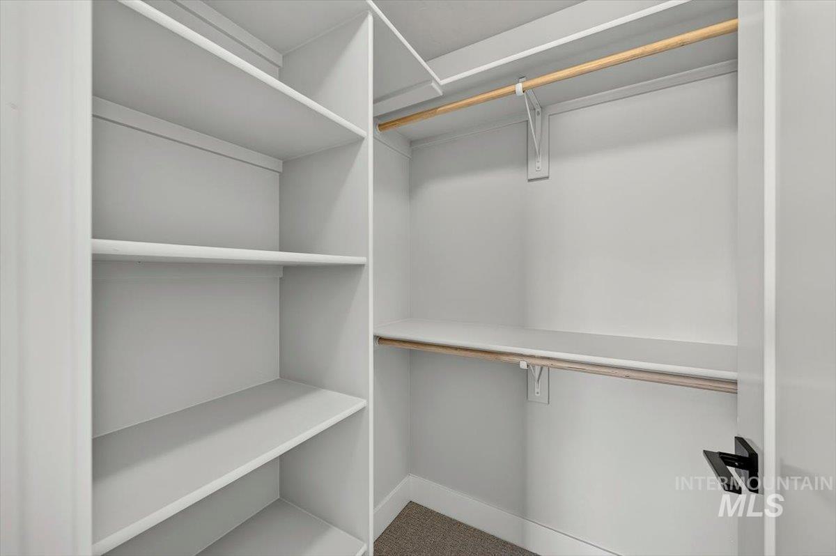 134 N Edgewood Ln Property Photo 22