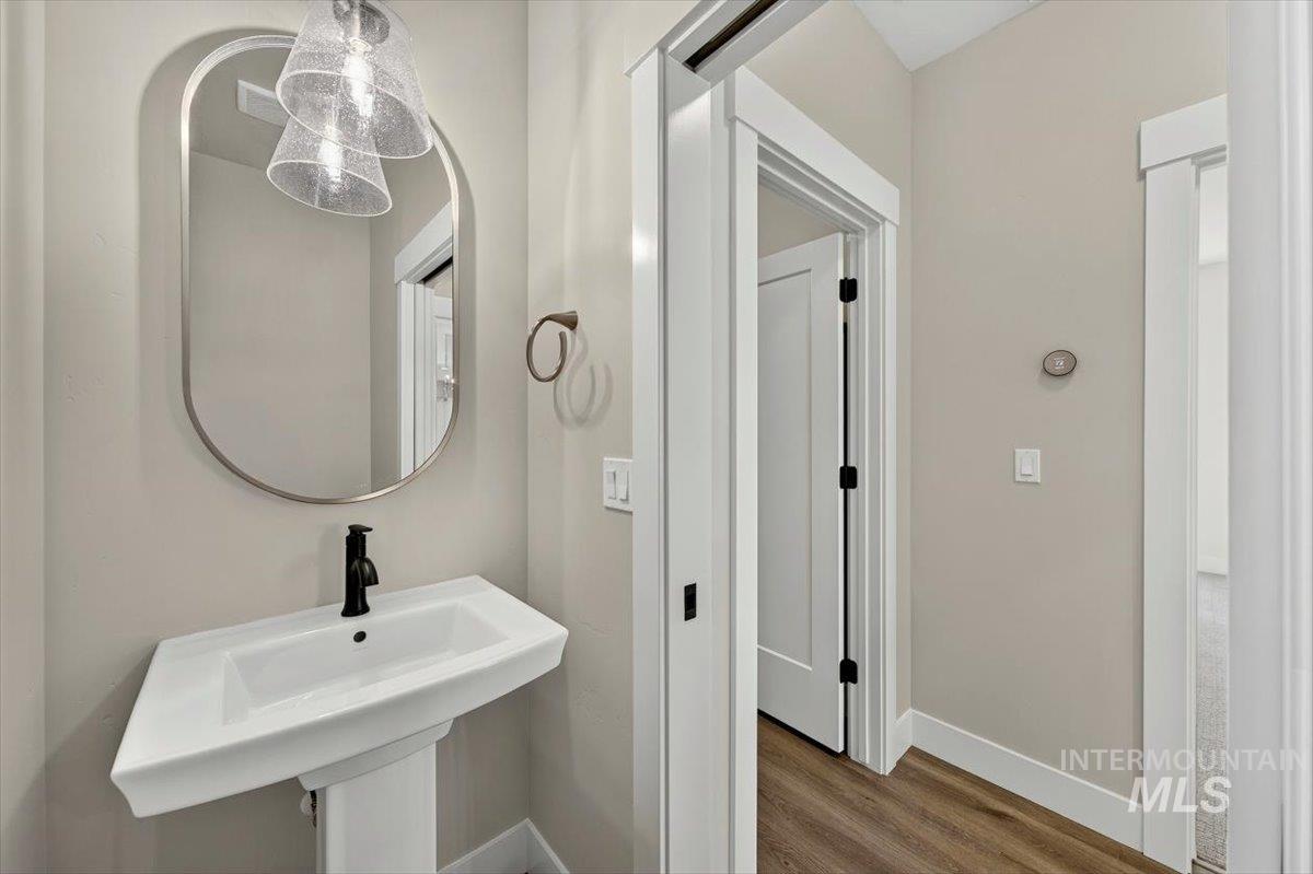134 N Edgewood Ln Property Photo 24