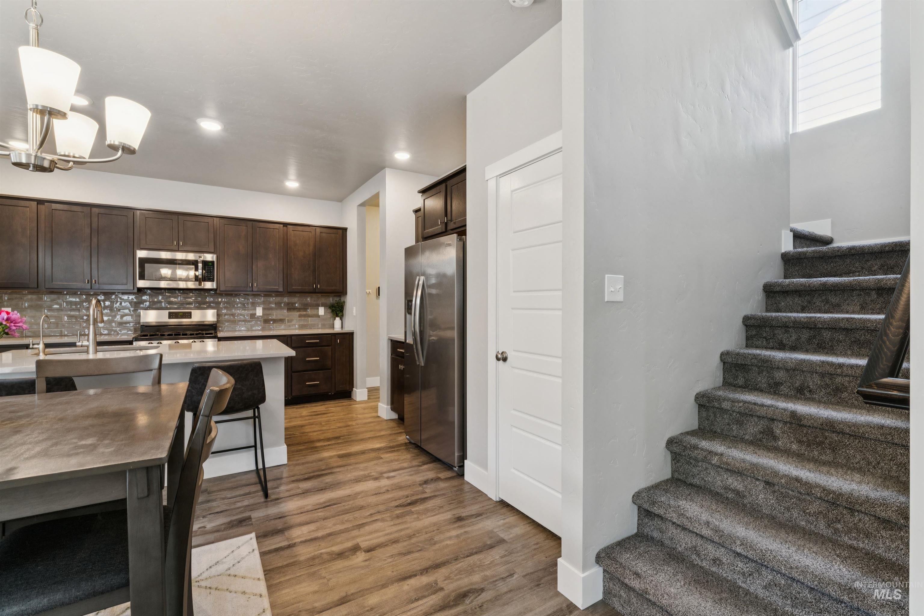 365 S Calf Creek Ave Property Photo 22