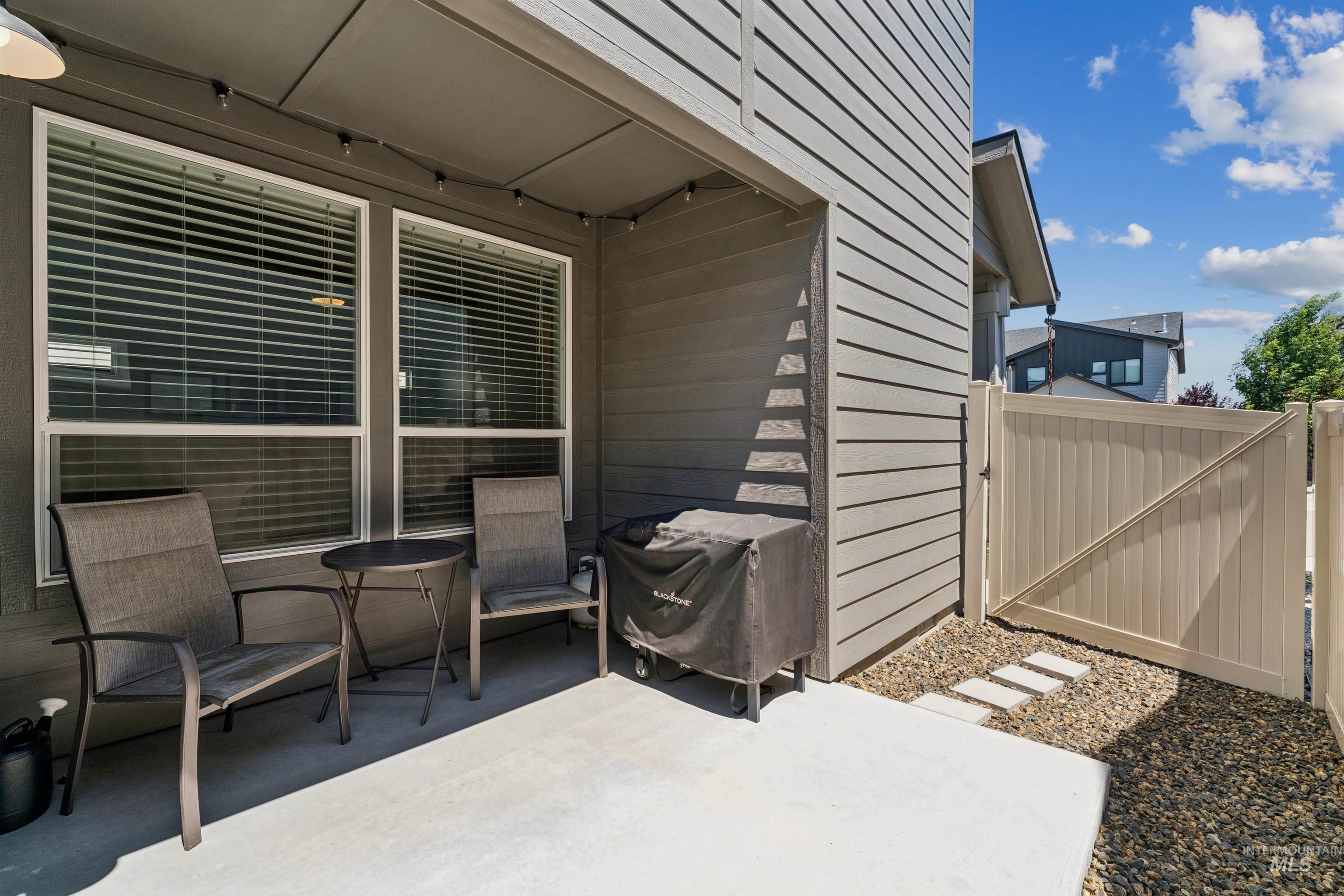 365 S Calf Creek Ave Property Photo 40