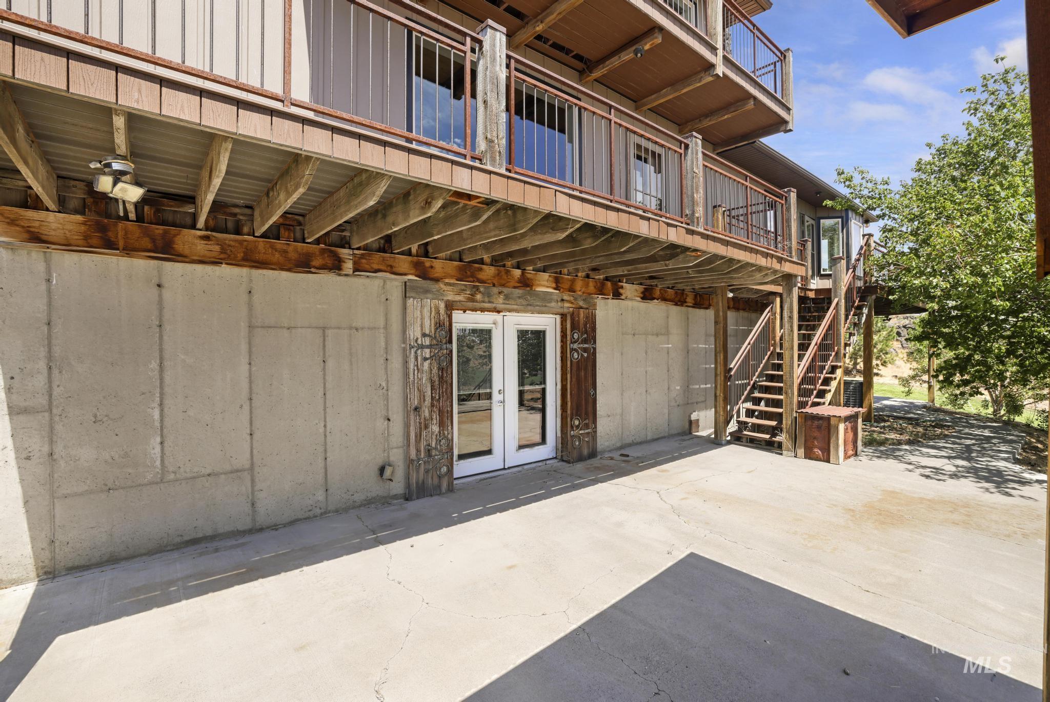 17115 Highway 30 Property Photo 42