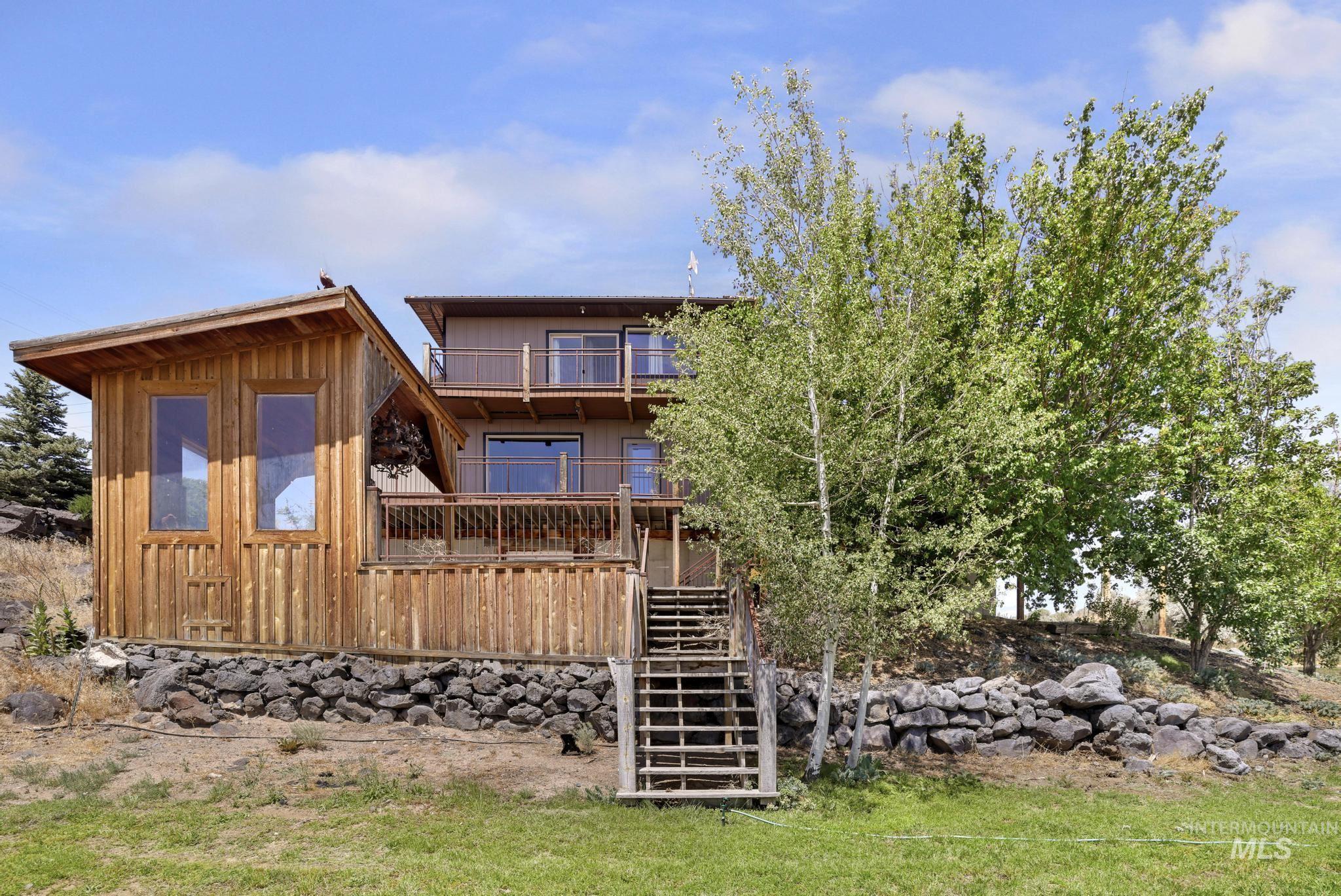 17115 Highway 30 Property Photo 44