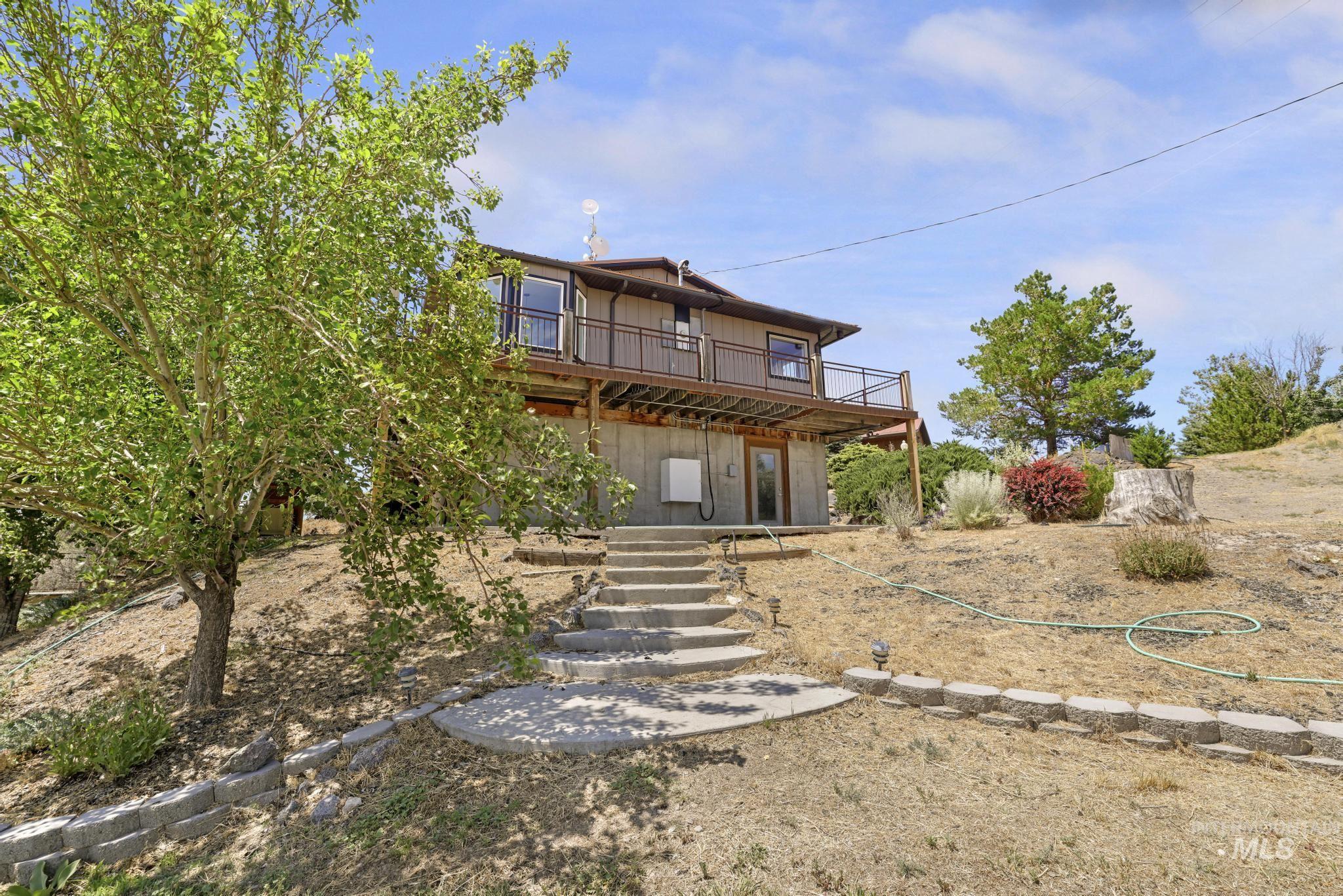 17115 Highway 30 Property Photo 46