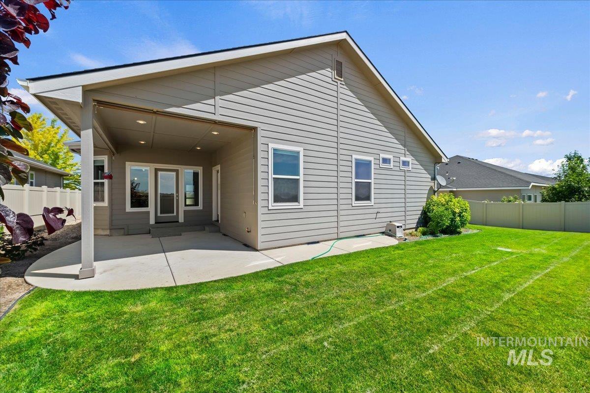 13765 Pillar Rock St Property Photo 25