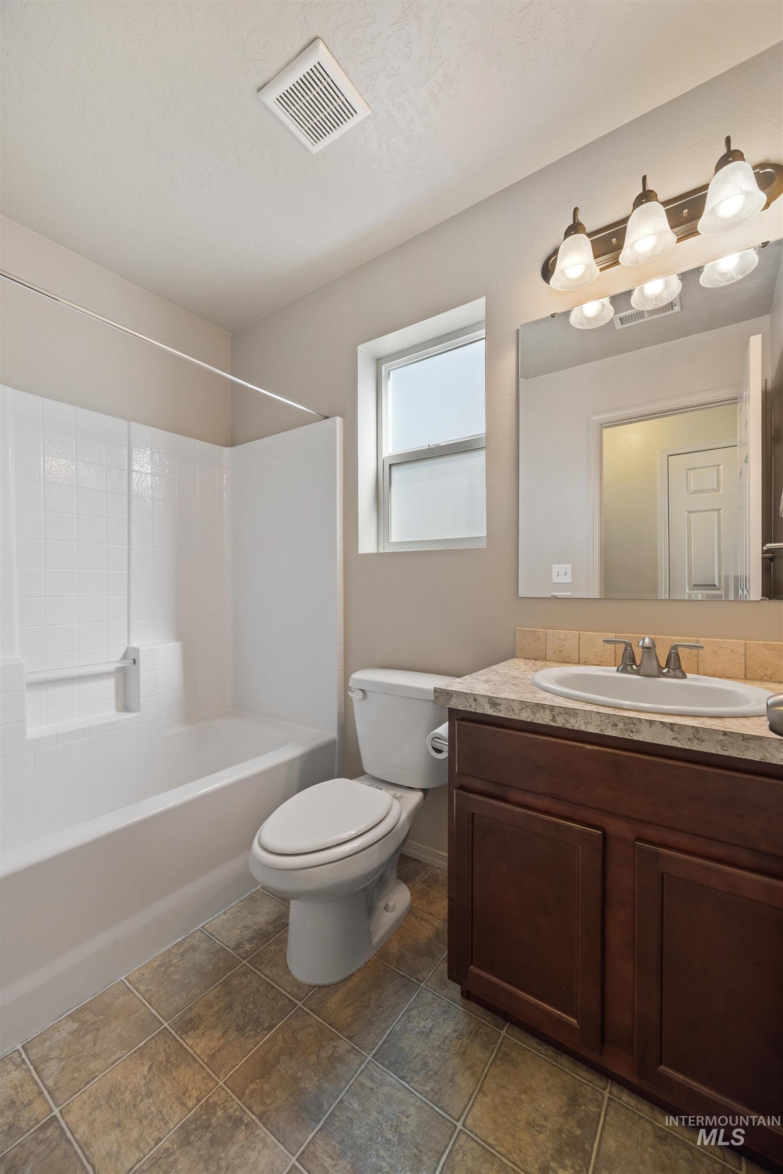 4064 N Alester Ave Property Photo 19