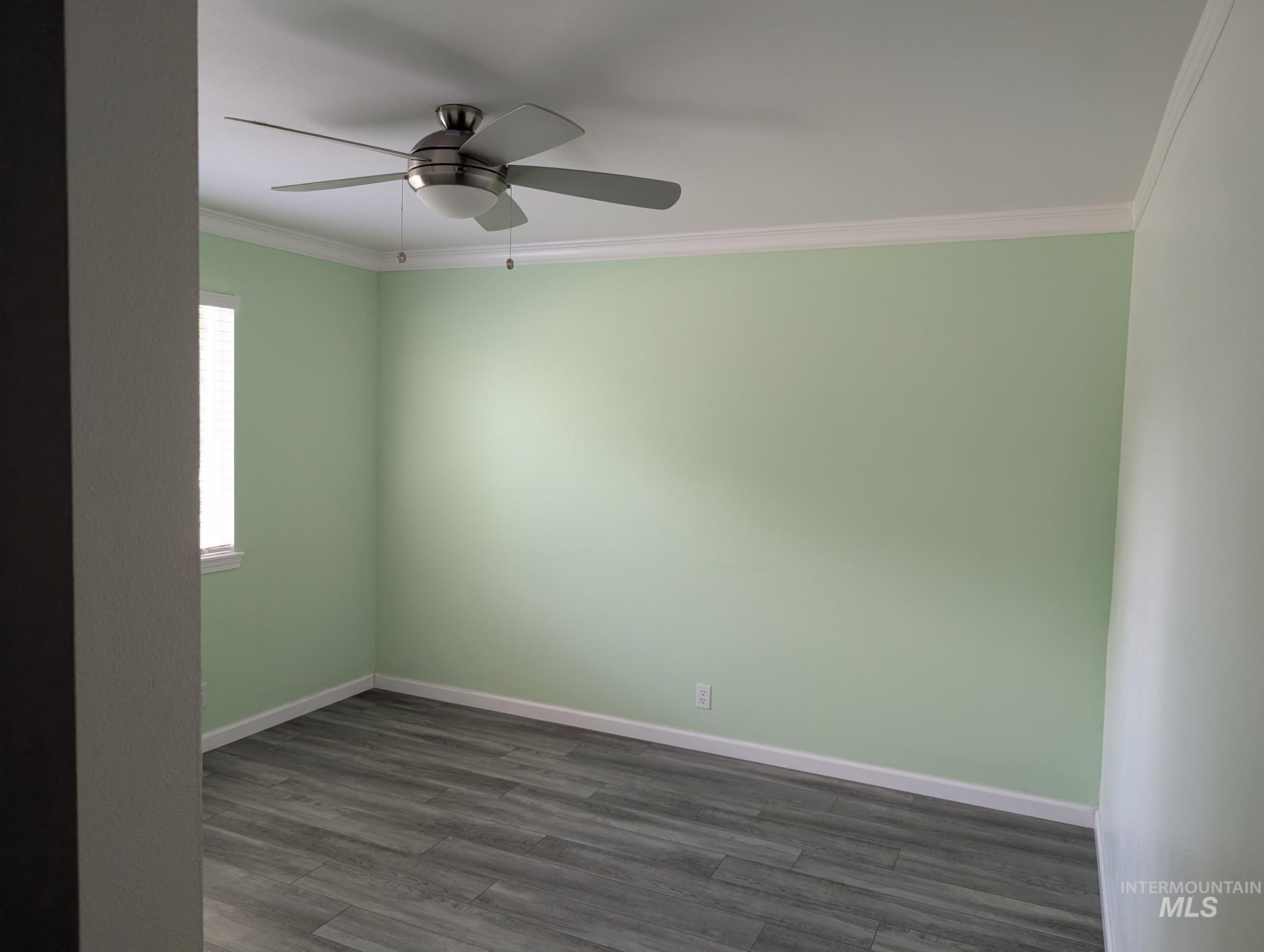 2566 W Willard St Property Photo 6