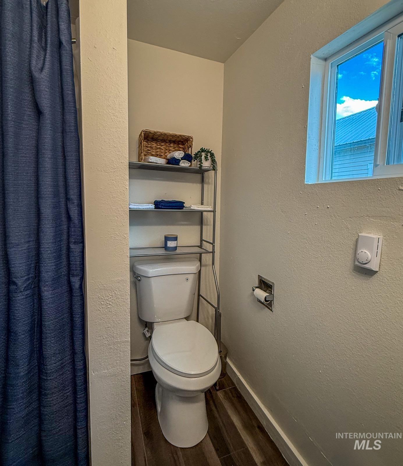 907 N 7th St Property Photo 6
