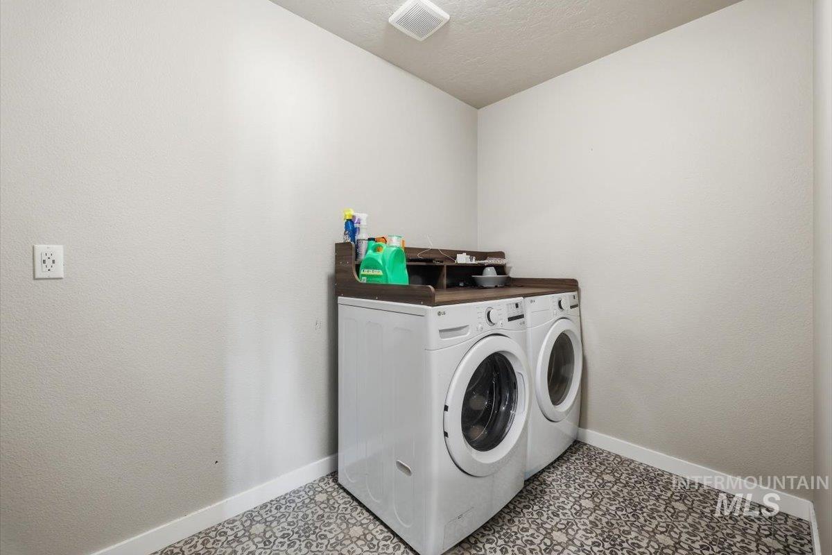 11321 W Broadstone St Property Photo 23