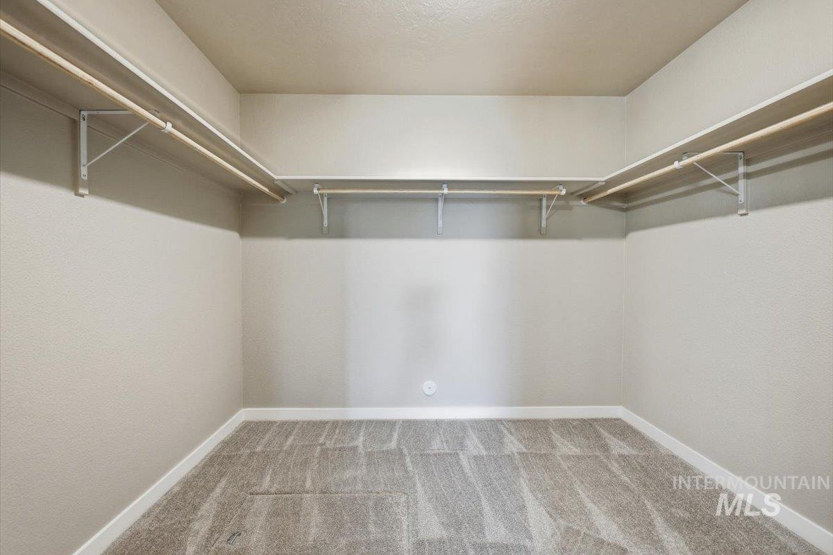 11321 W Broadstone St Property Photo 28
