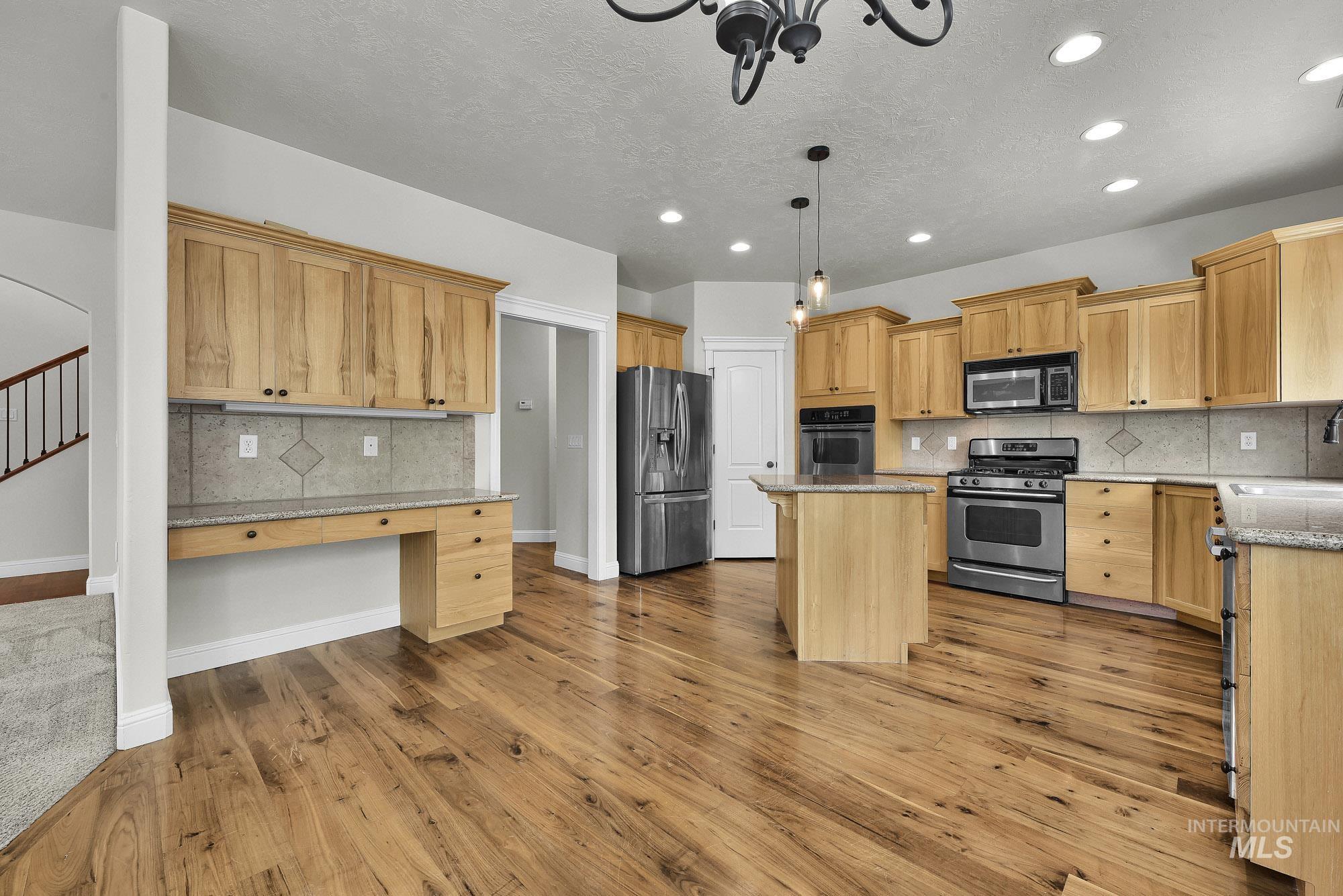 2172 W Cedar Grove Property Photo 10