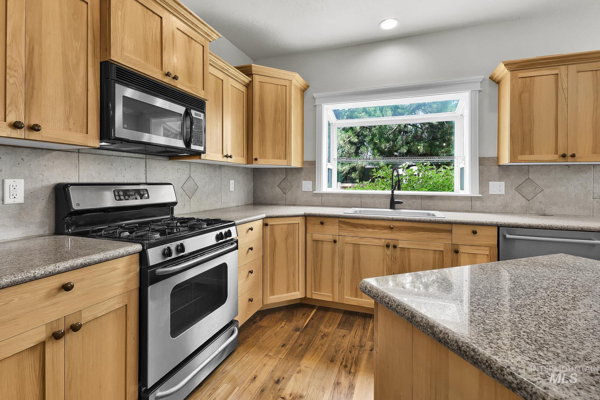 2172 W Cedar Grove Property Photo 11