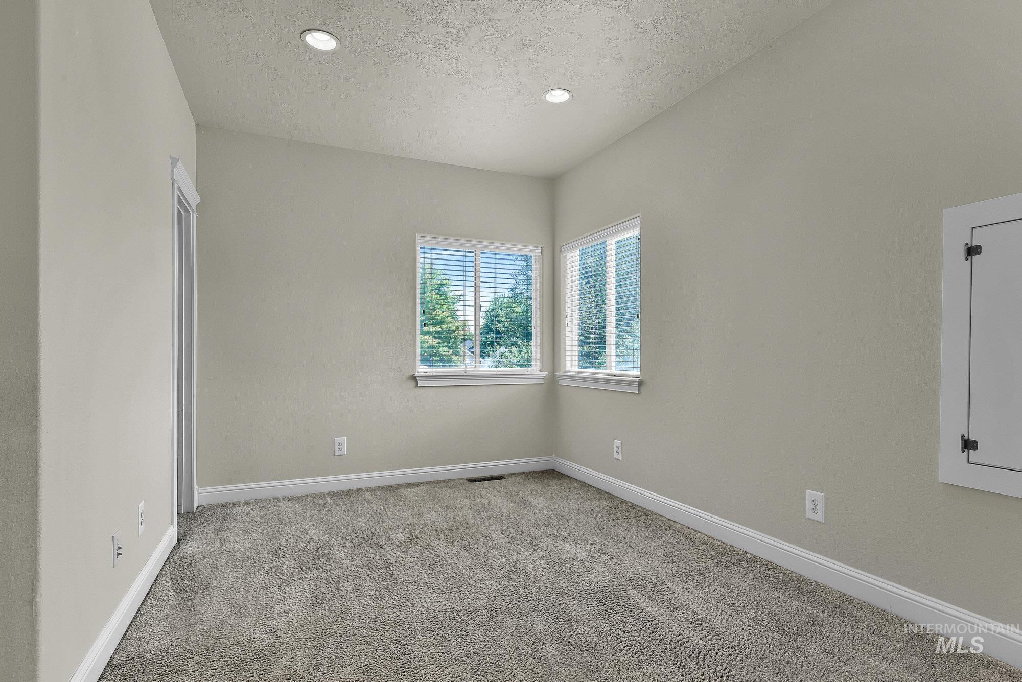 2172 W Cedar Grove Property Photo 27