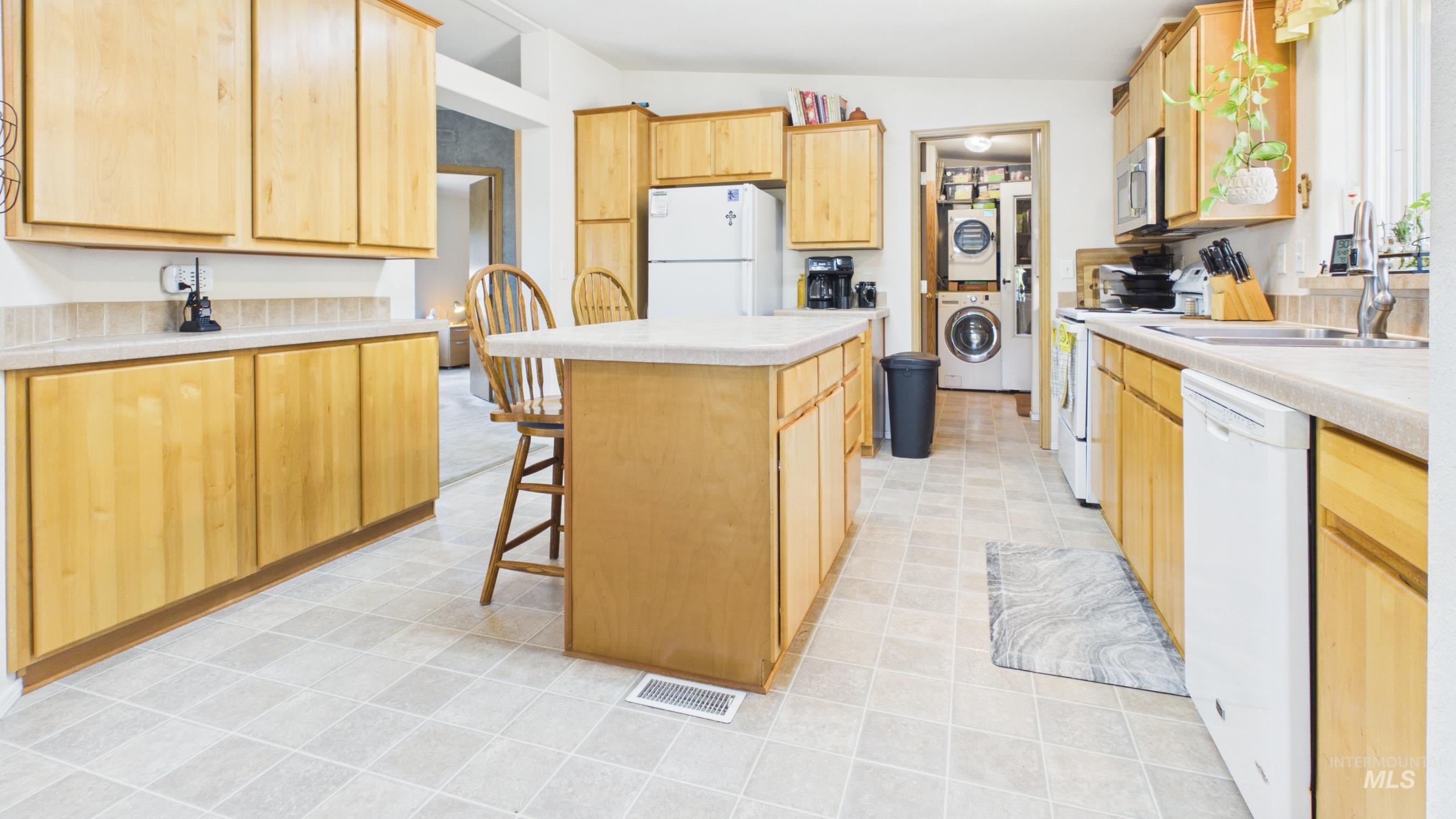 146 Hammer Creek Rd Property Photo 6