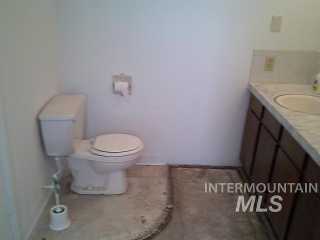23621 Old Highway 30 Property Photo 13