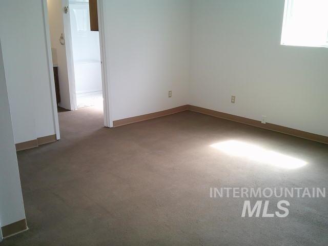 23621 Old Highway 30 Property Photo 15